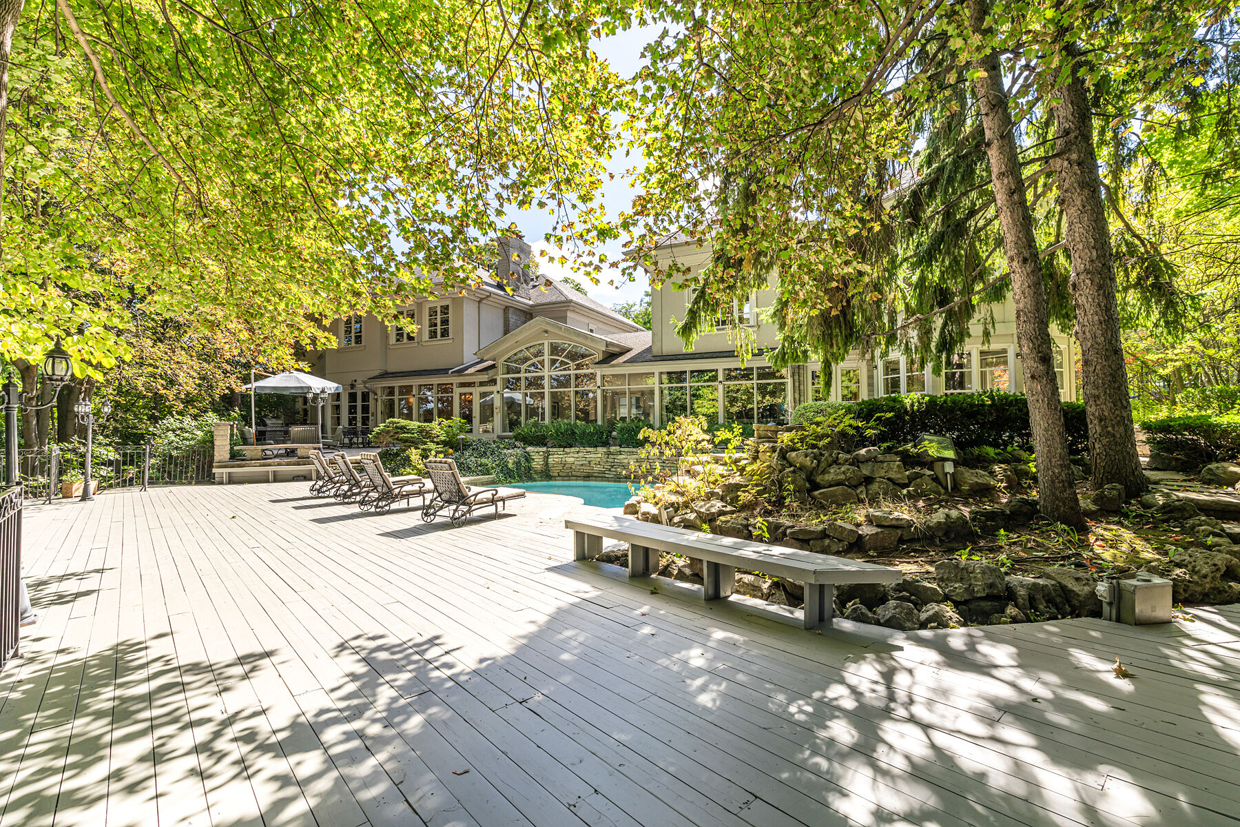340 Riverview Dr