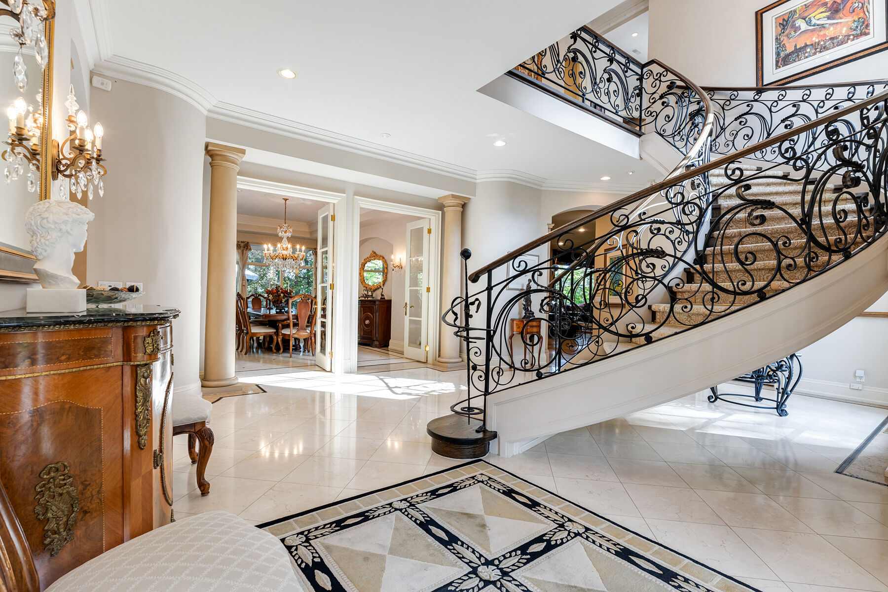 340 Riverview Dr