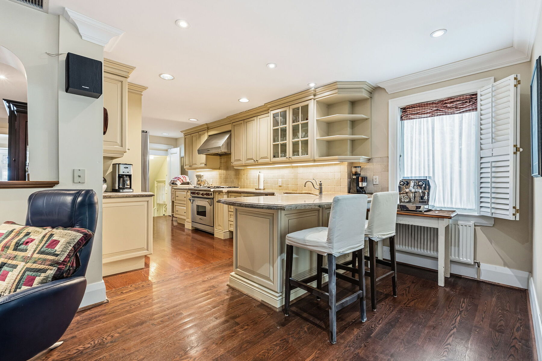 66 Inglewood Dr