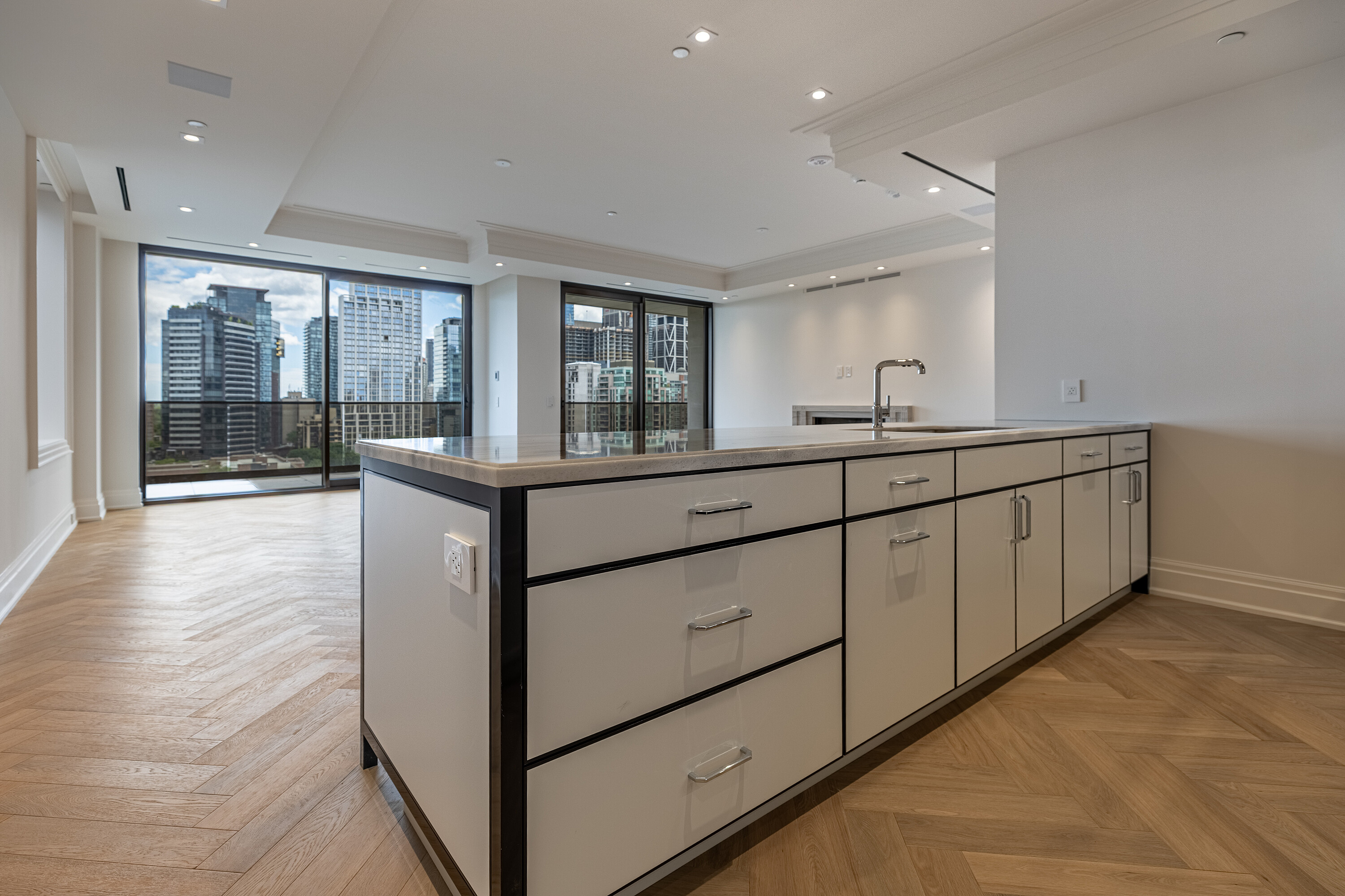 89 Avenue Rd  1102