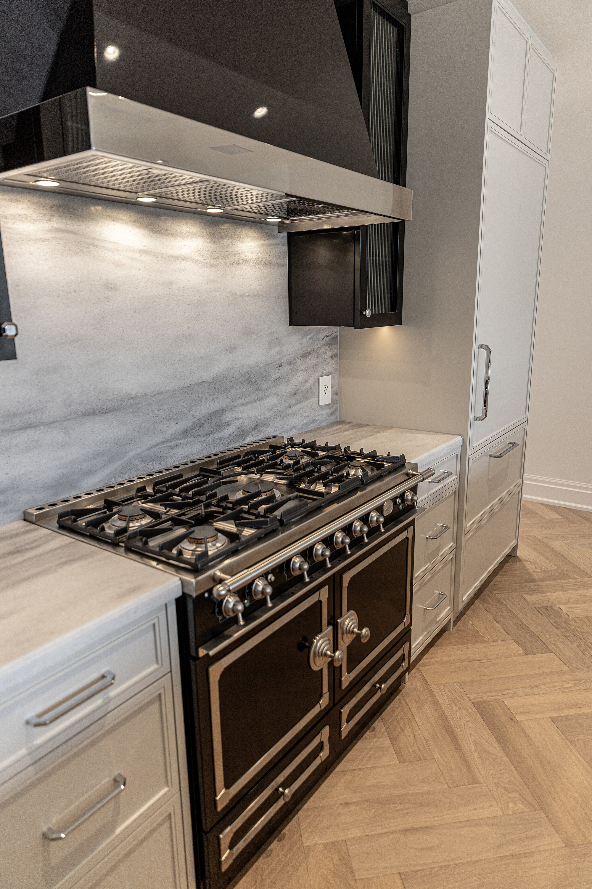 89 Avenue Rd  1102