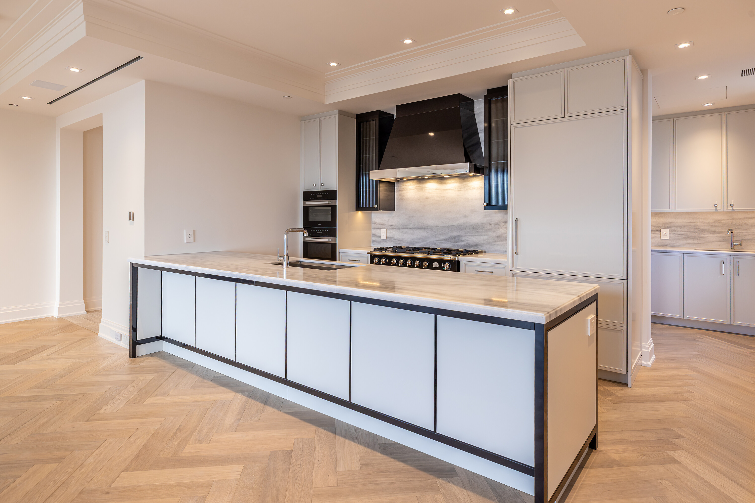 89 Avenue Rd  1102