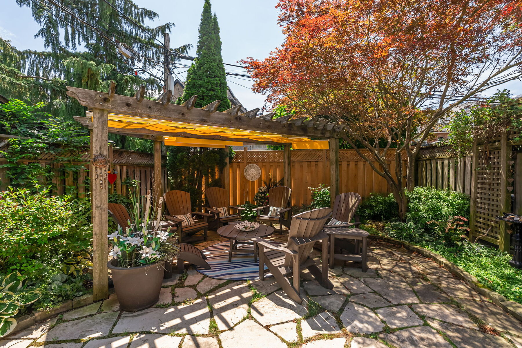 209 Douglas Ave