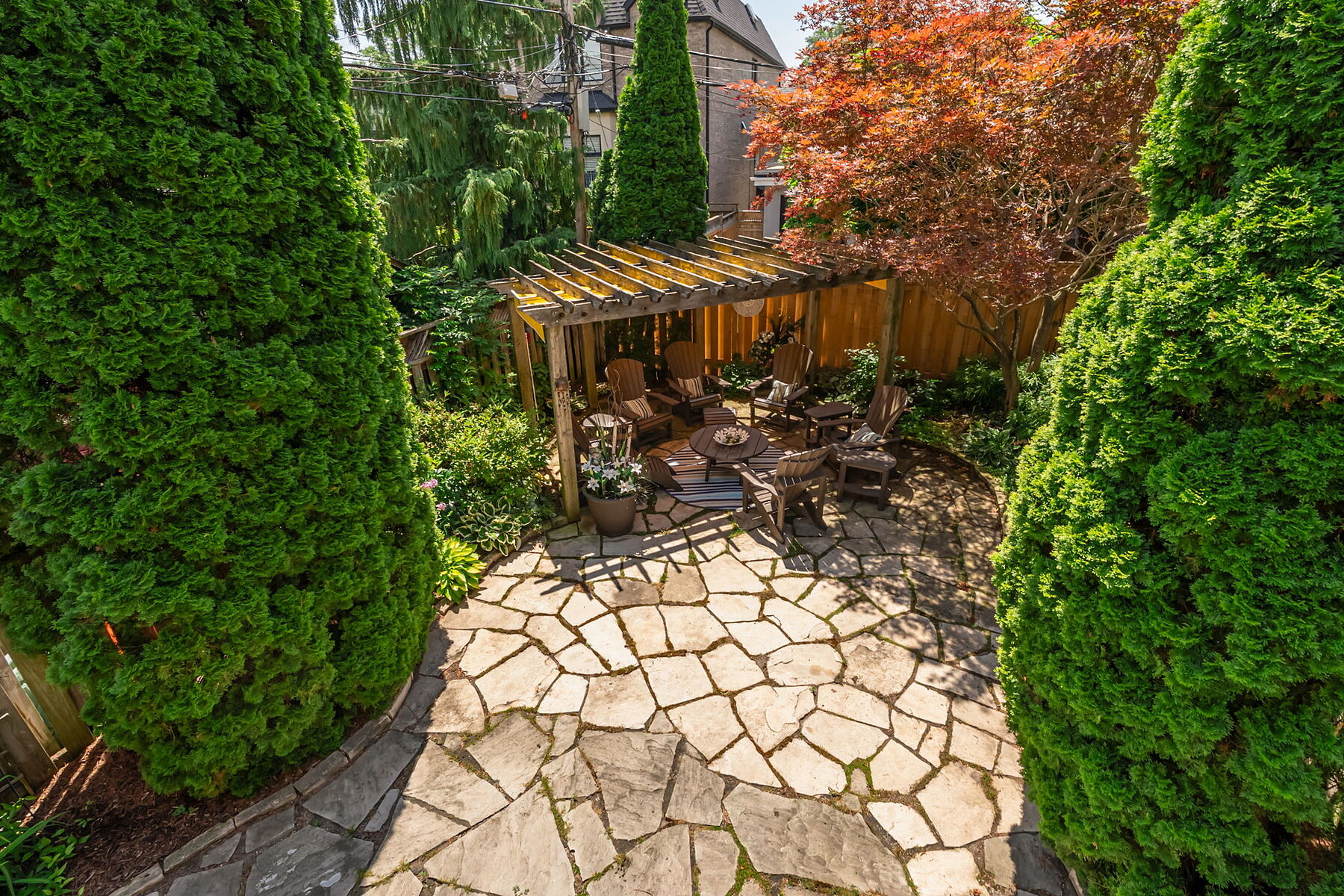 209 Douglas Ave