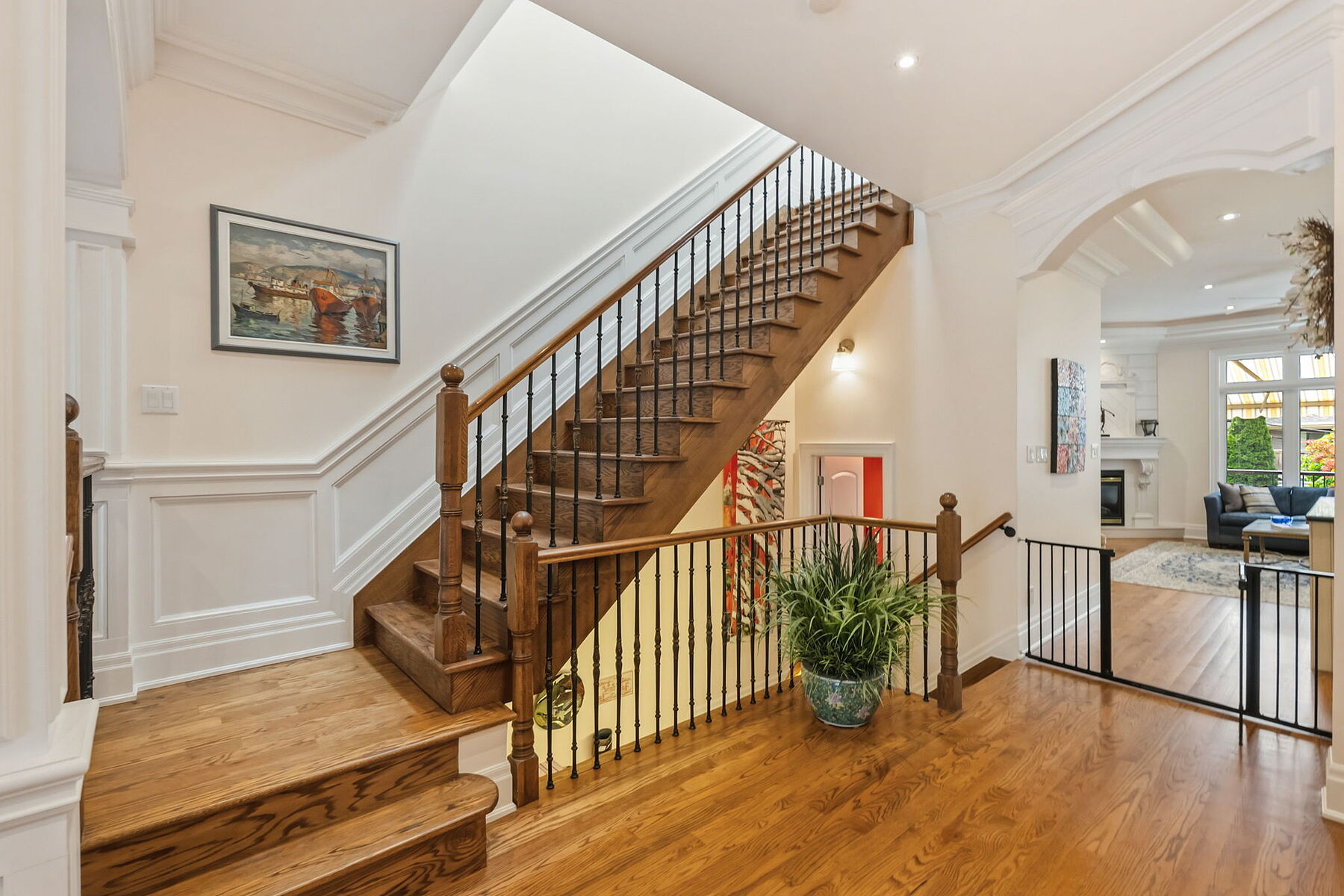 209 Douglas Ave
