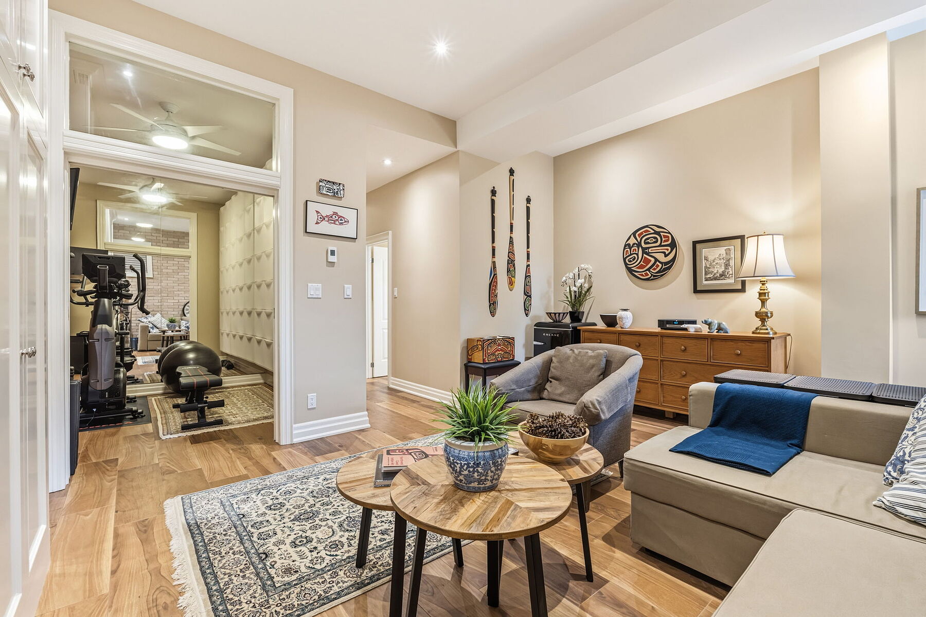 209 Douglas Ave
