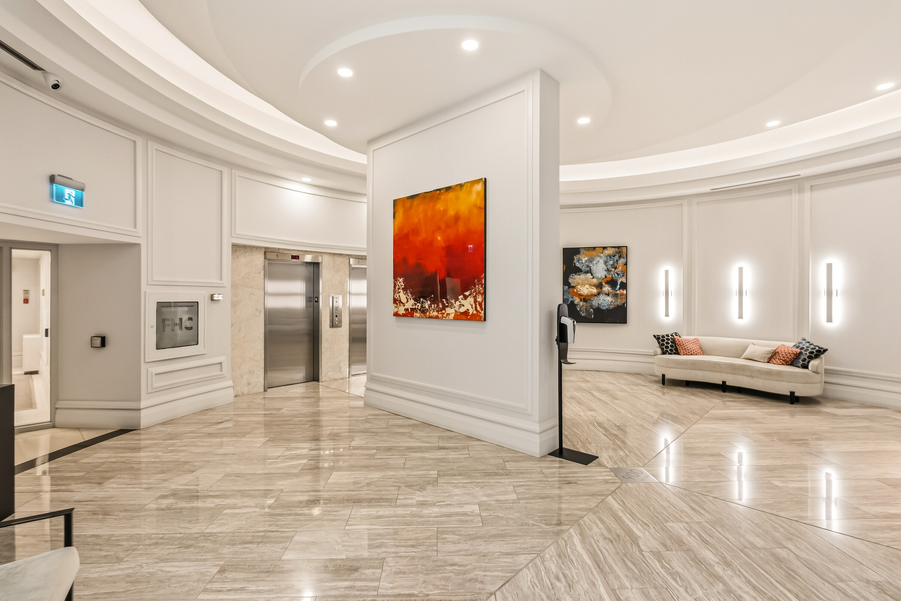 900 Yonge St  1002