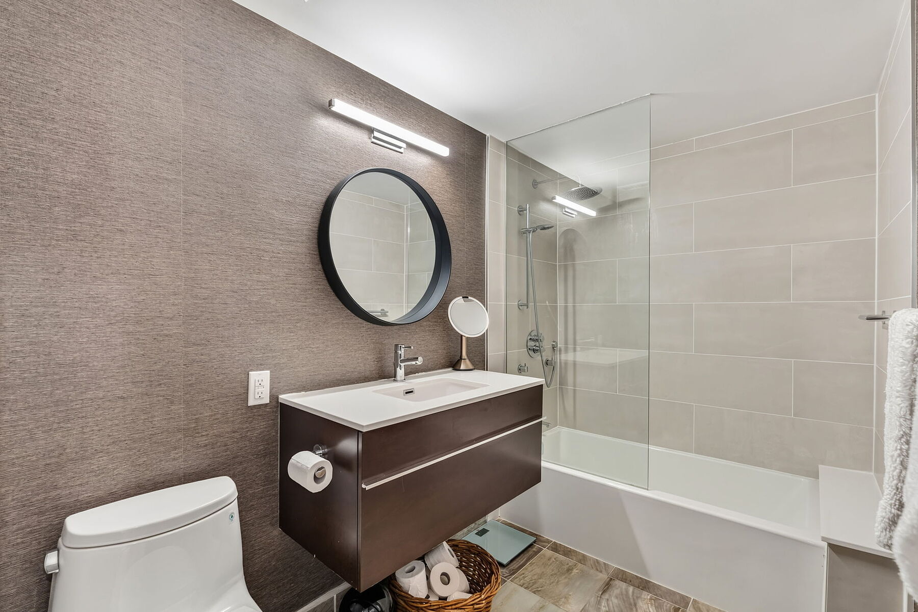 120 Rosedale Valley Rd  104
