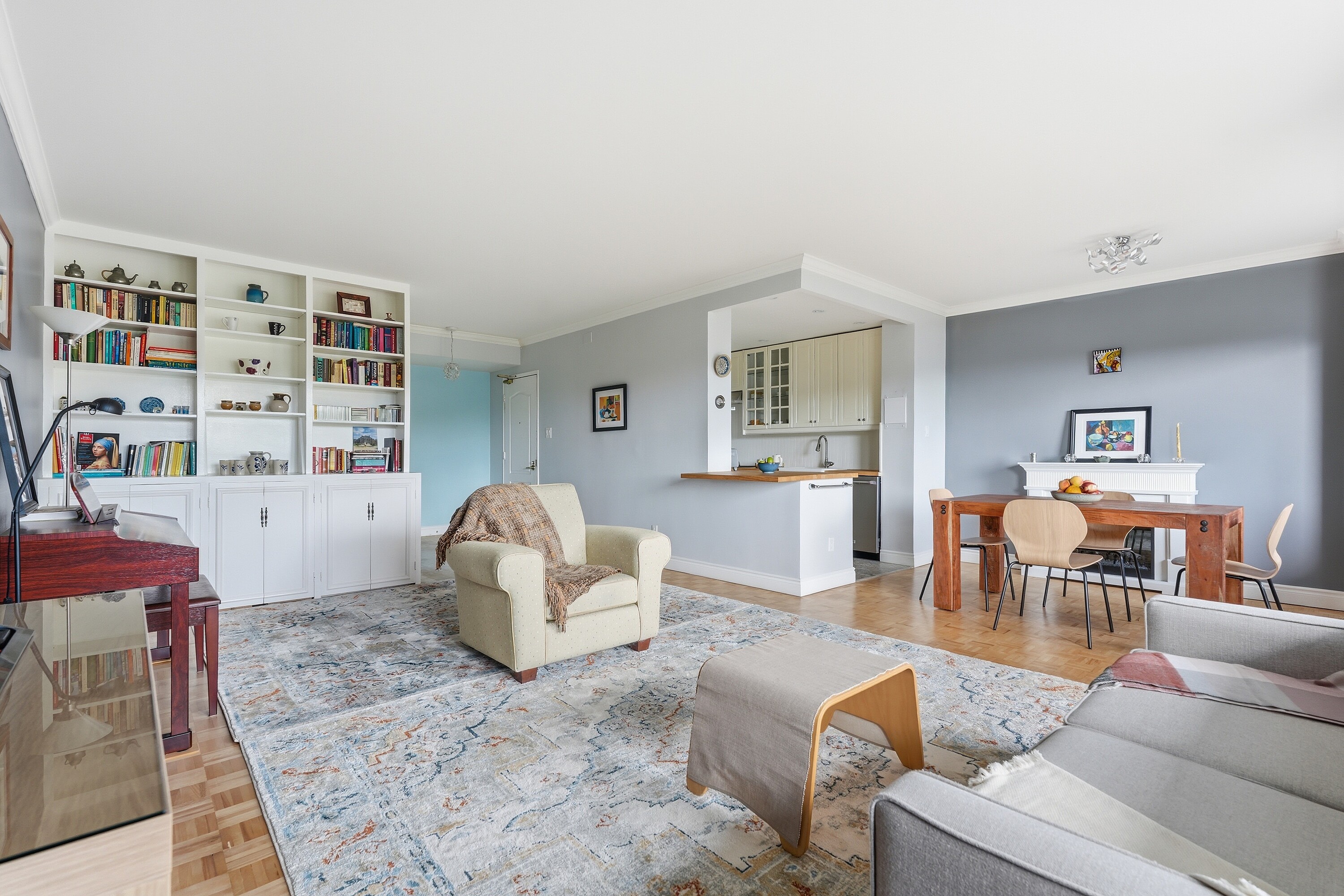 21 Dale Ave  947