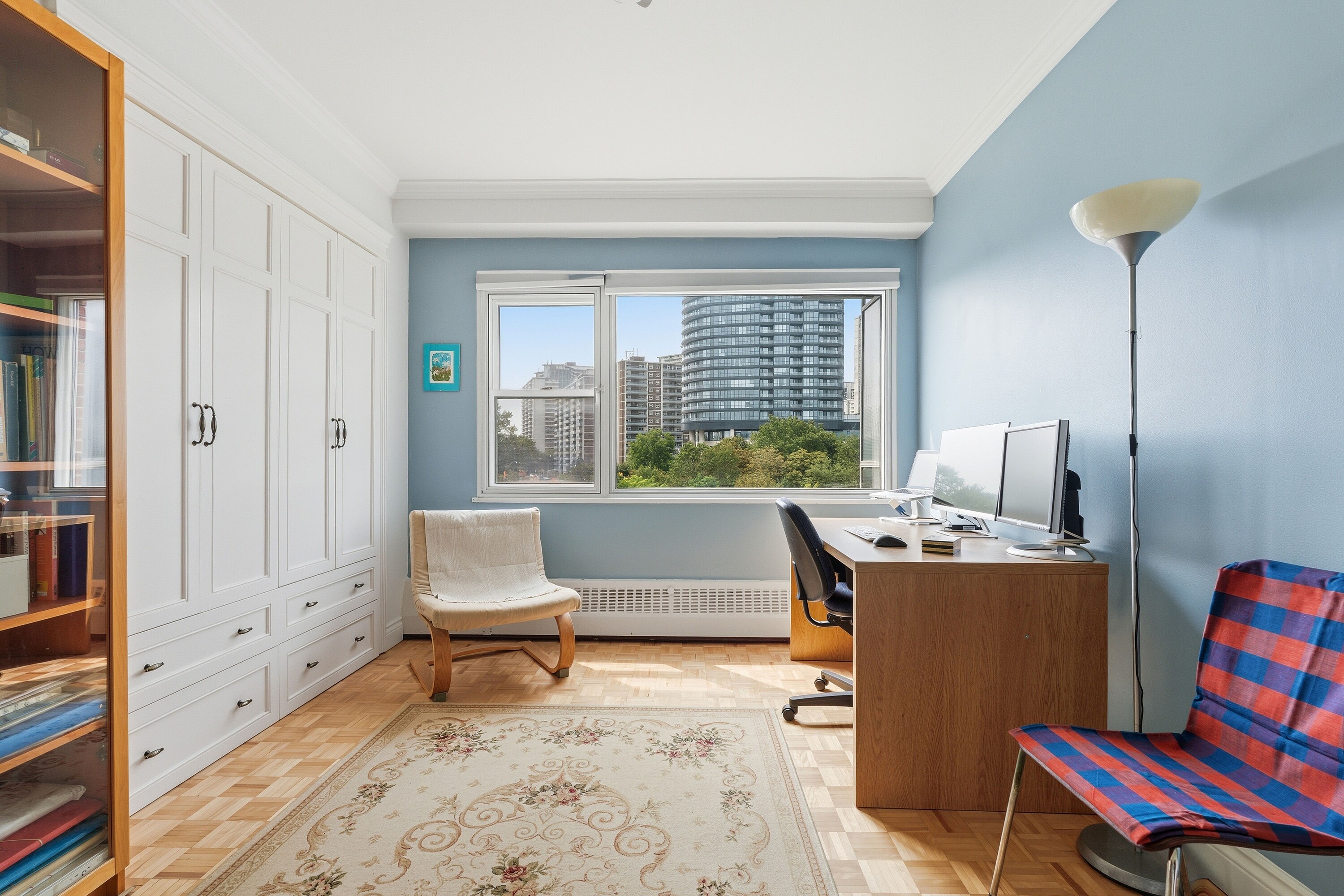 21 Dale Ave  947