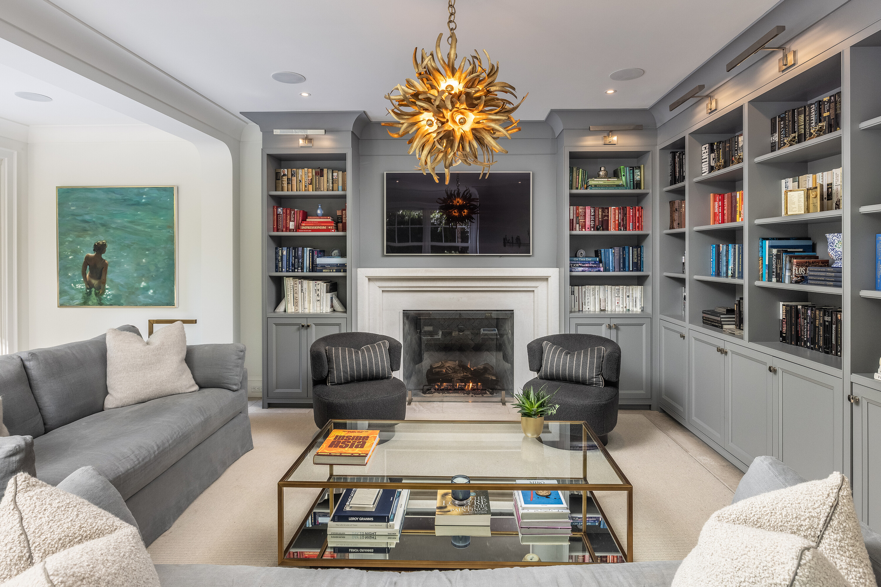 266 Douglas Dr
