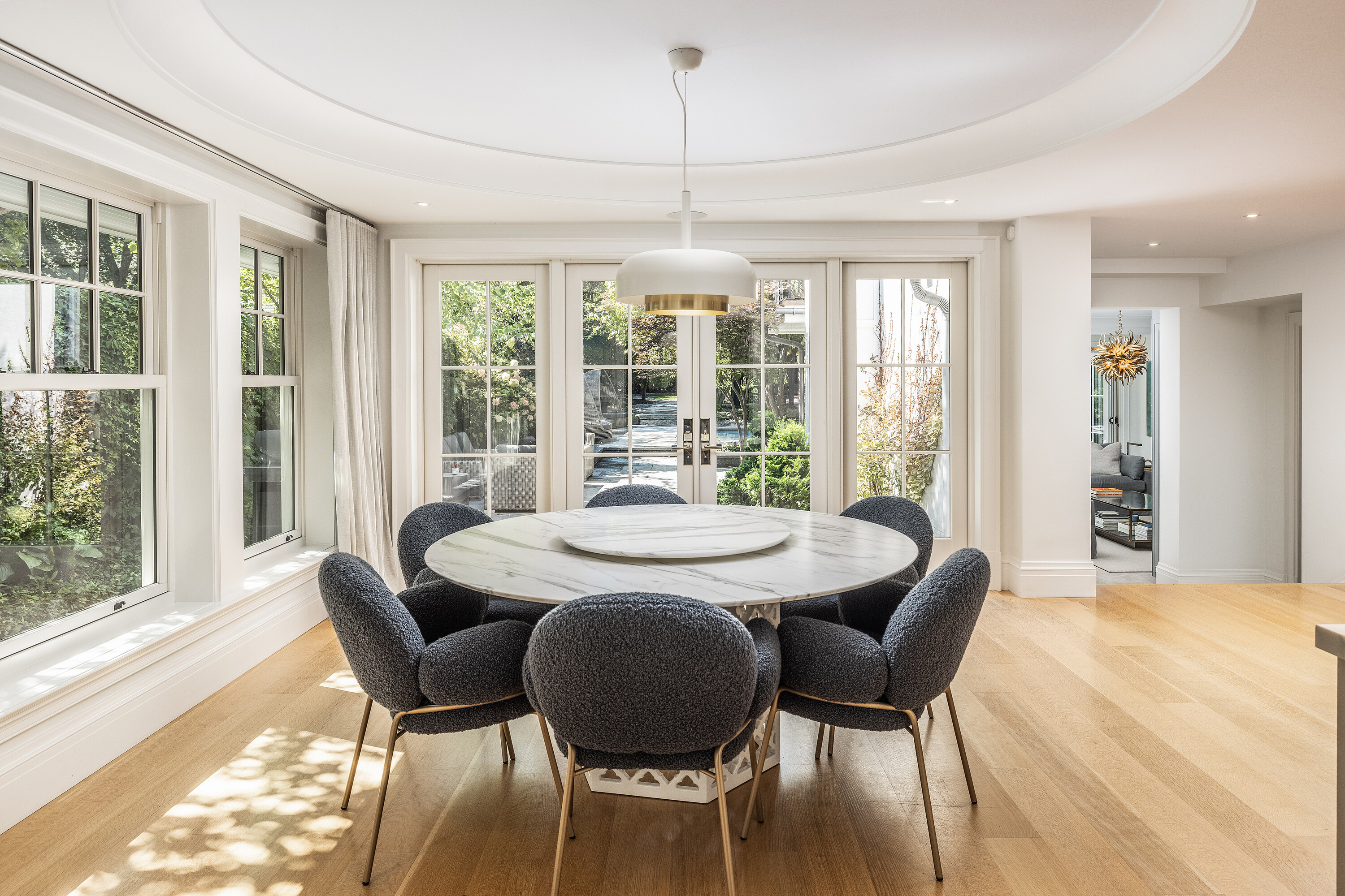 266 Douglas Dr