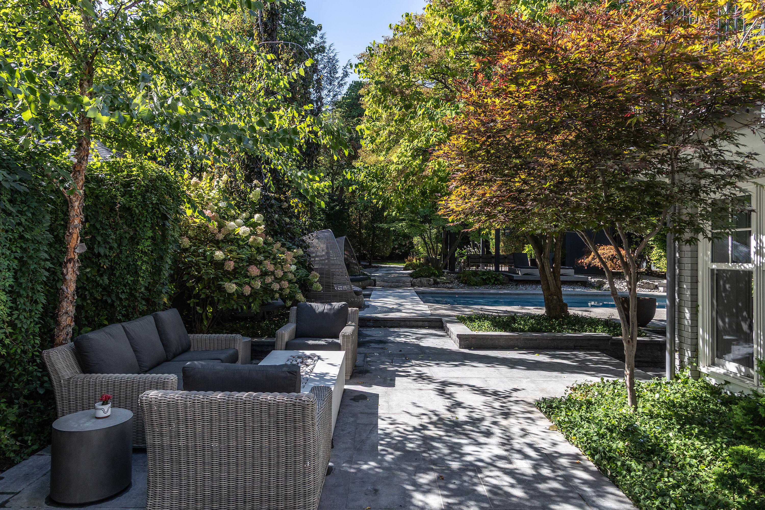 266 Douglas Dr