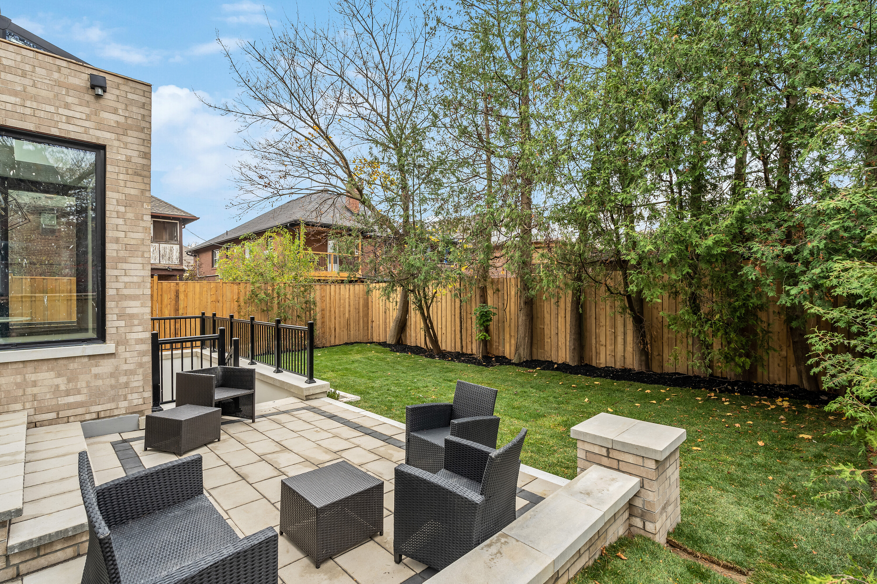 159 Cortleigh Blvd