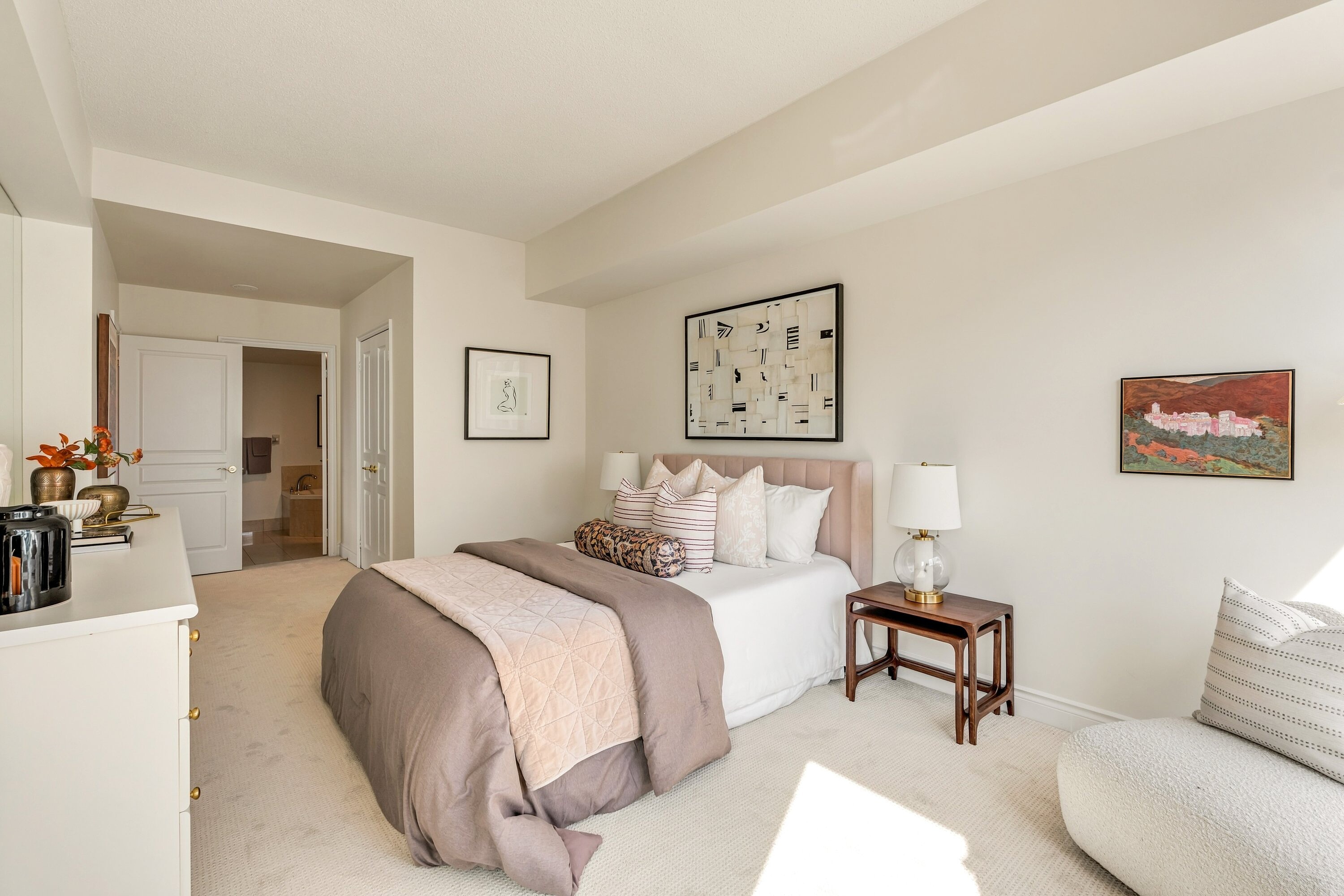 10 Delisle Ave  1106
