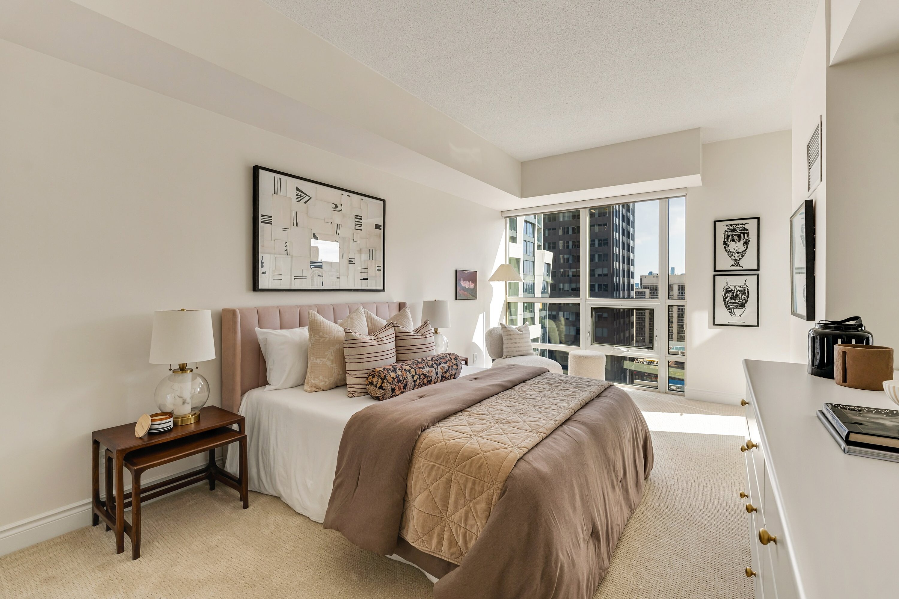 10 Delisle Ave  1106