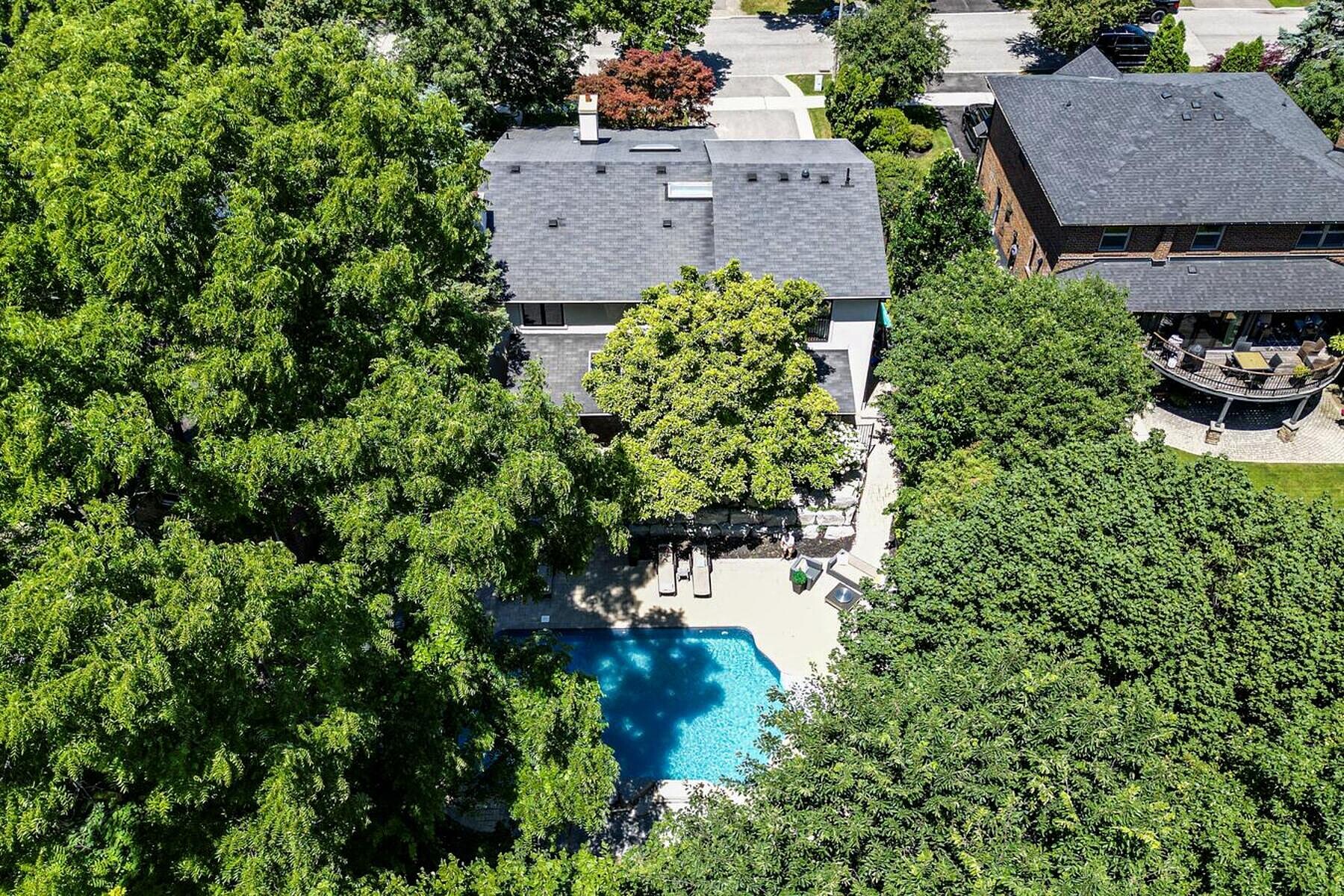 21 Denver Cres