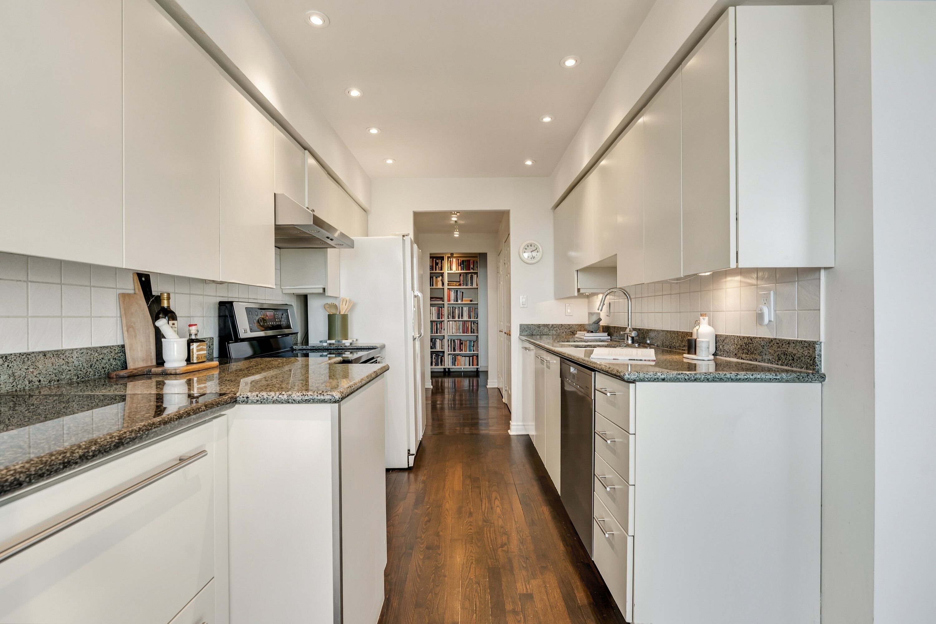 38 Avoca Ave  PH3