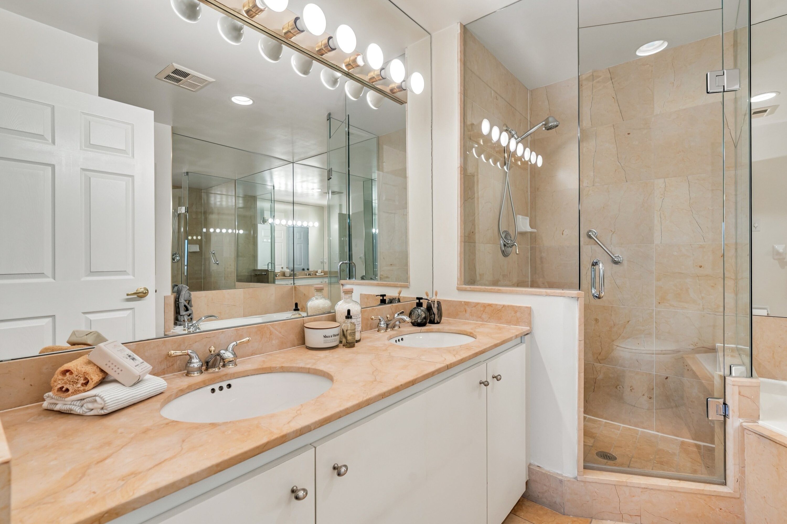 38 Avoca Ave  PH3