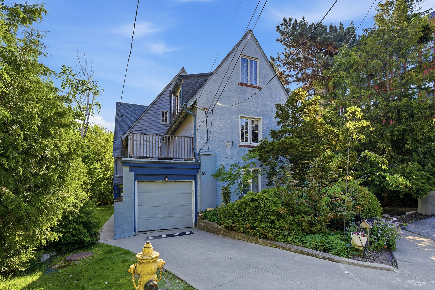 50 Glen Elm Ave