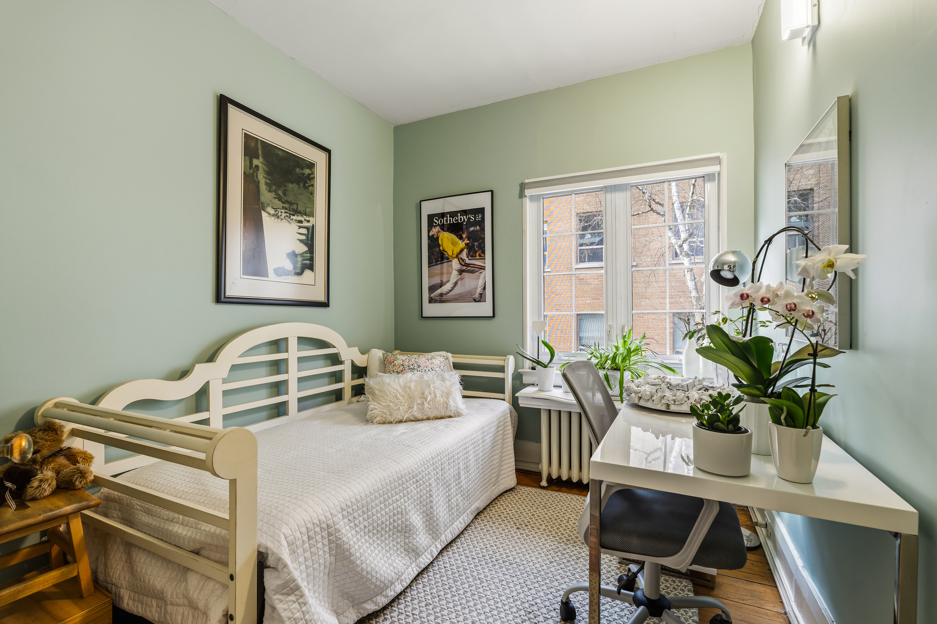 50 Glen Elm Ave