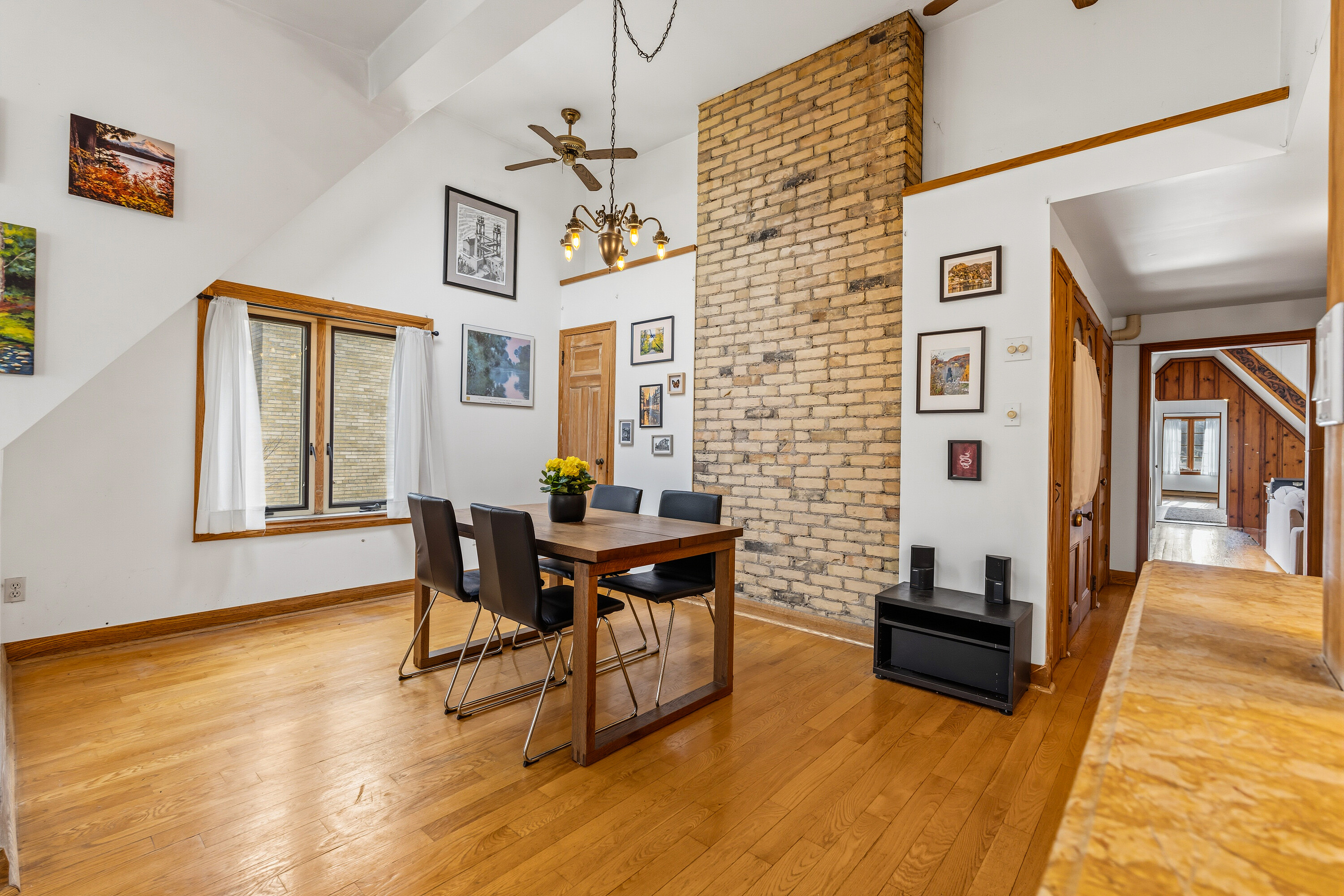 50 Glen Elm Ave