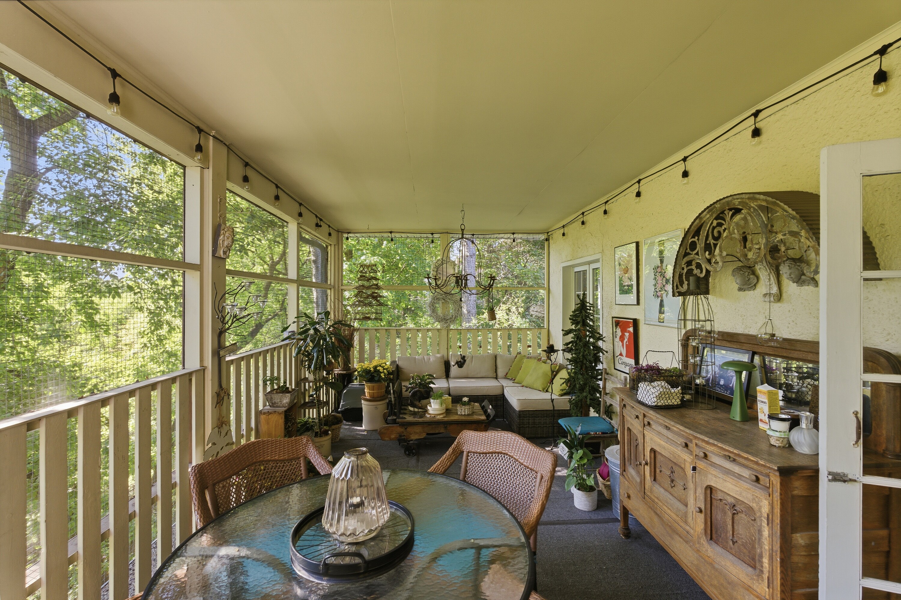 50 Glen Elm Ave