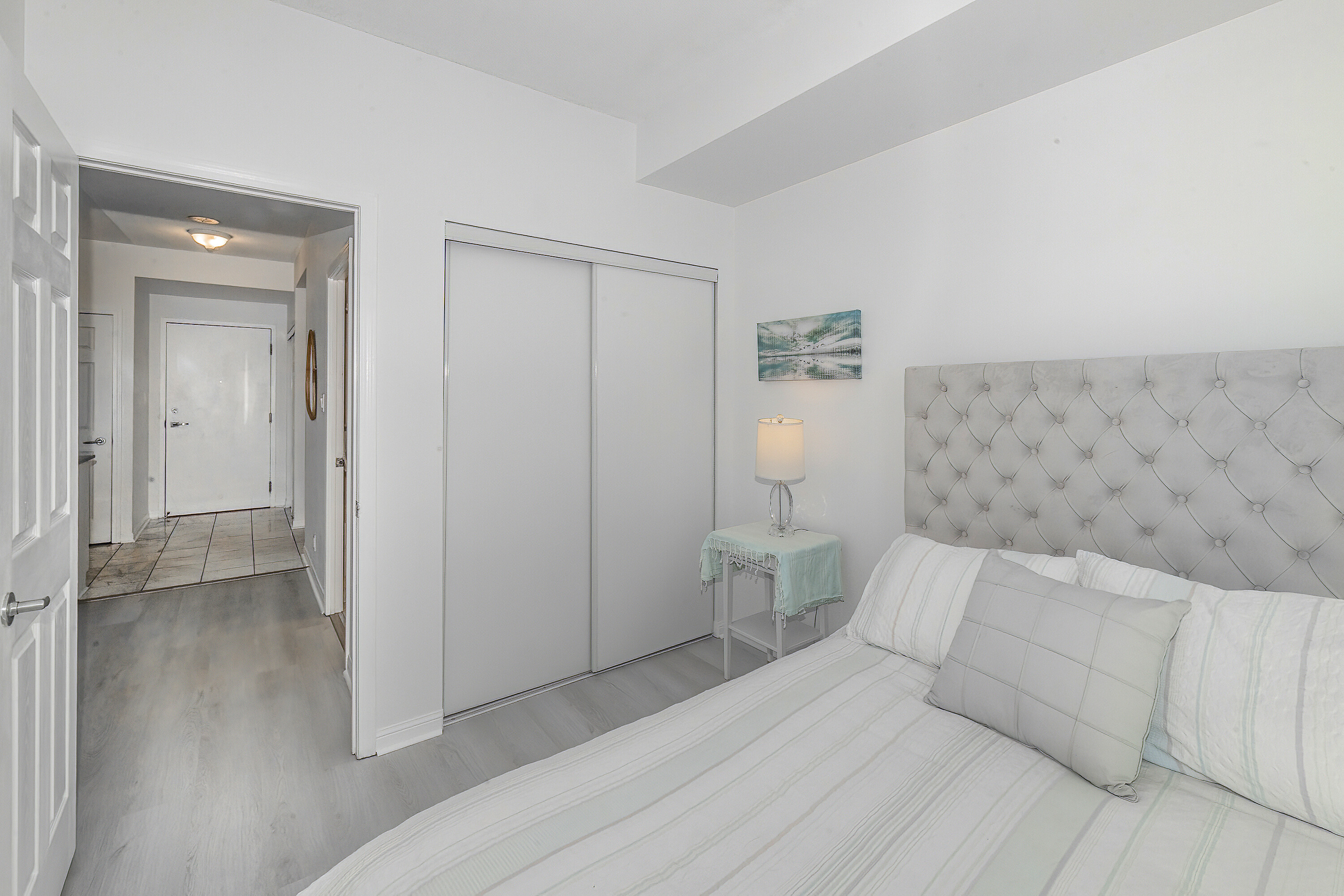 230 Queens Quay W  1815