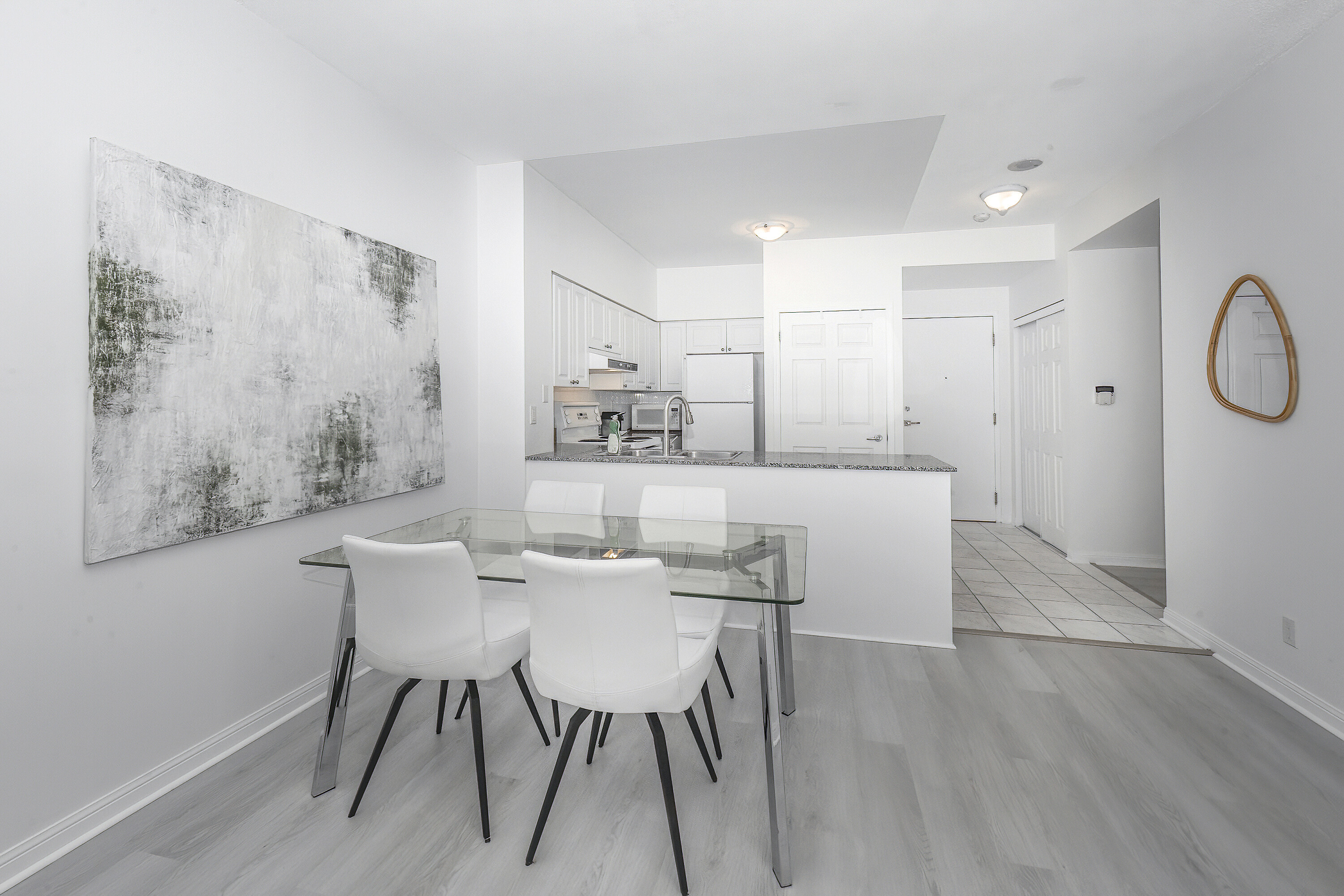 230 Queens Quay W  1815