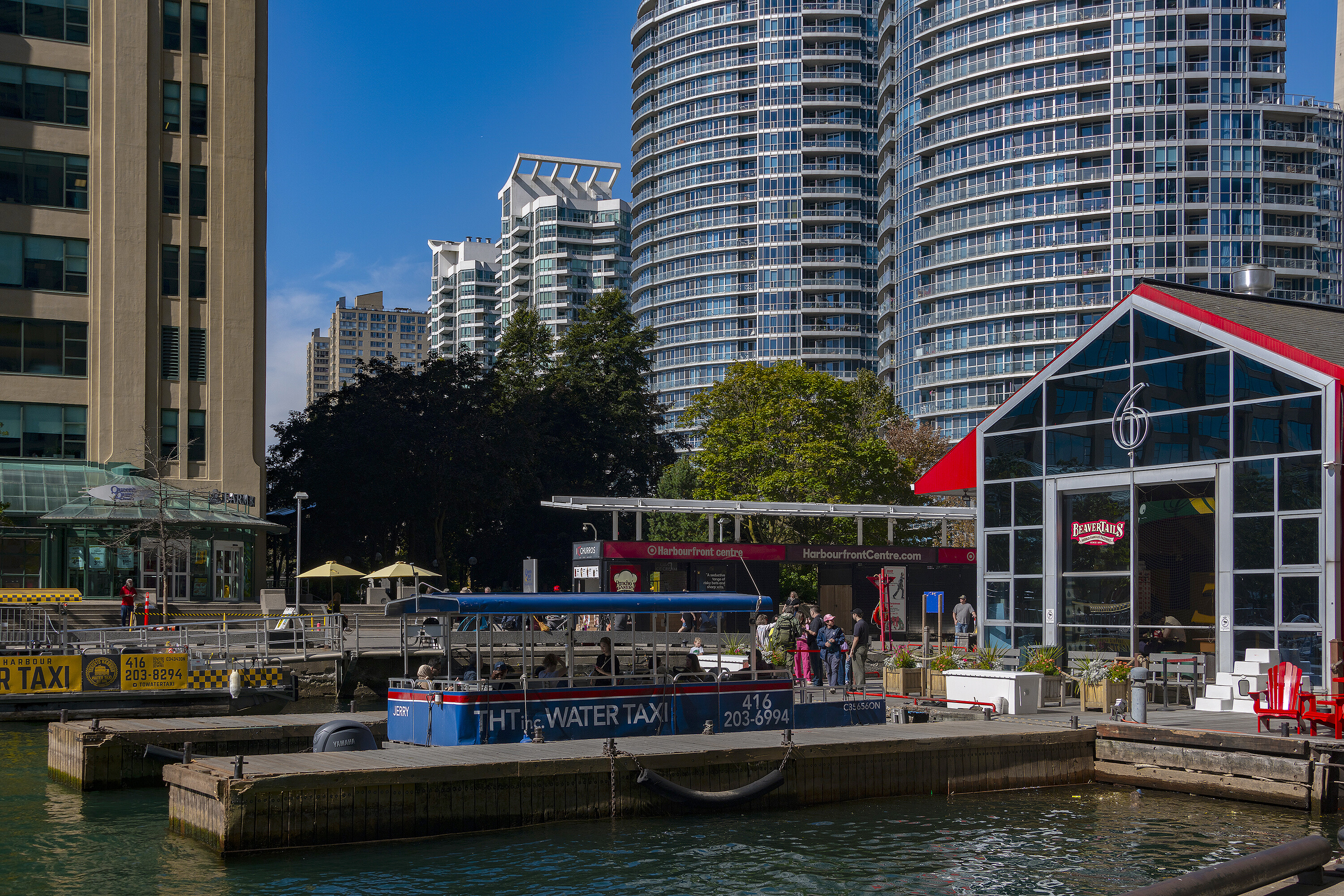 230 Queens Quay W  1815