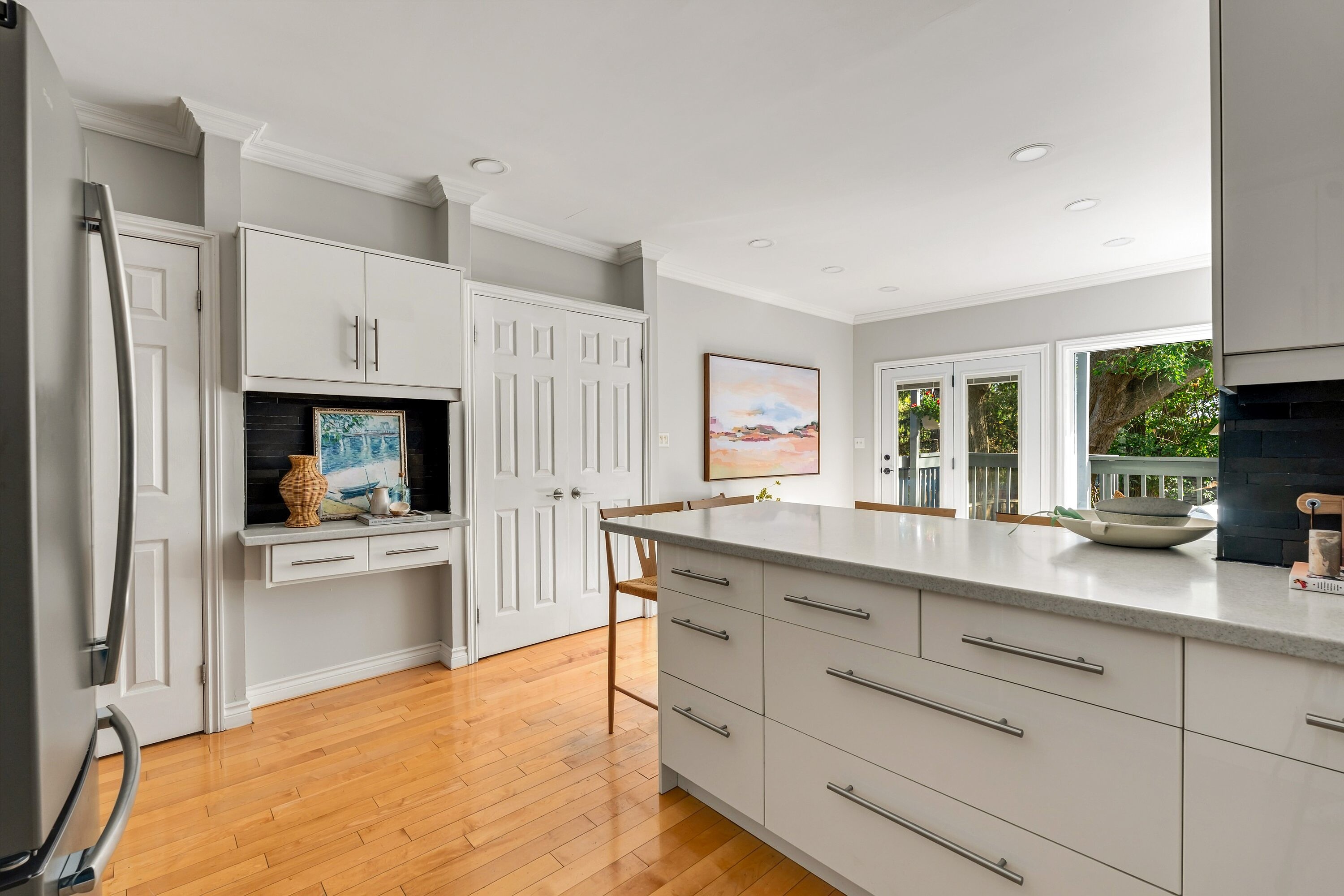 143 Castlefield Ave