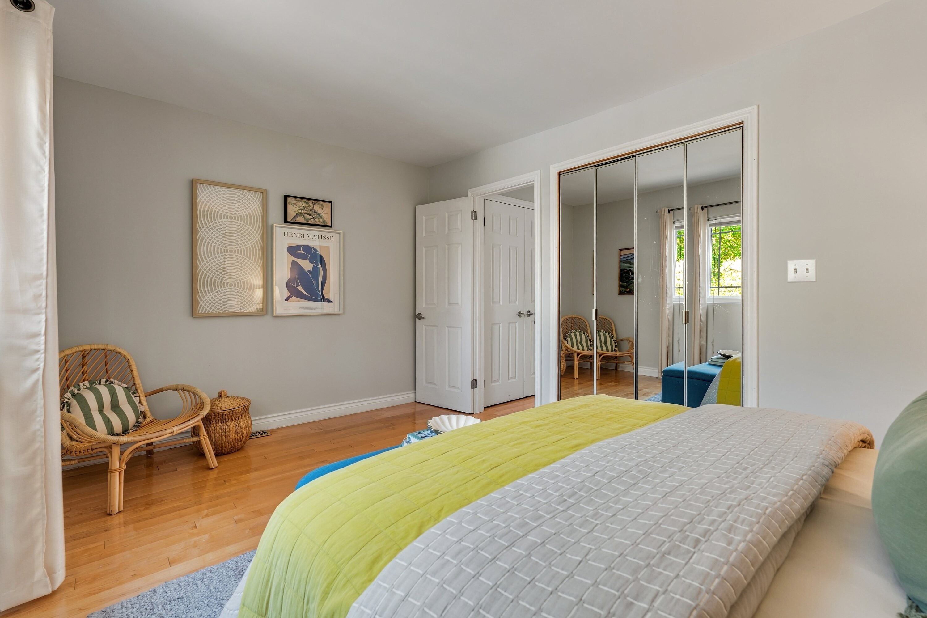 143 Castlefield Ave