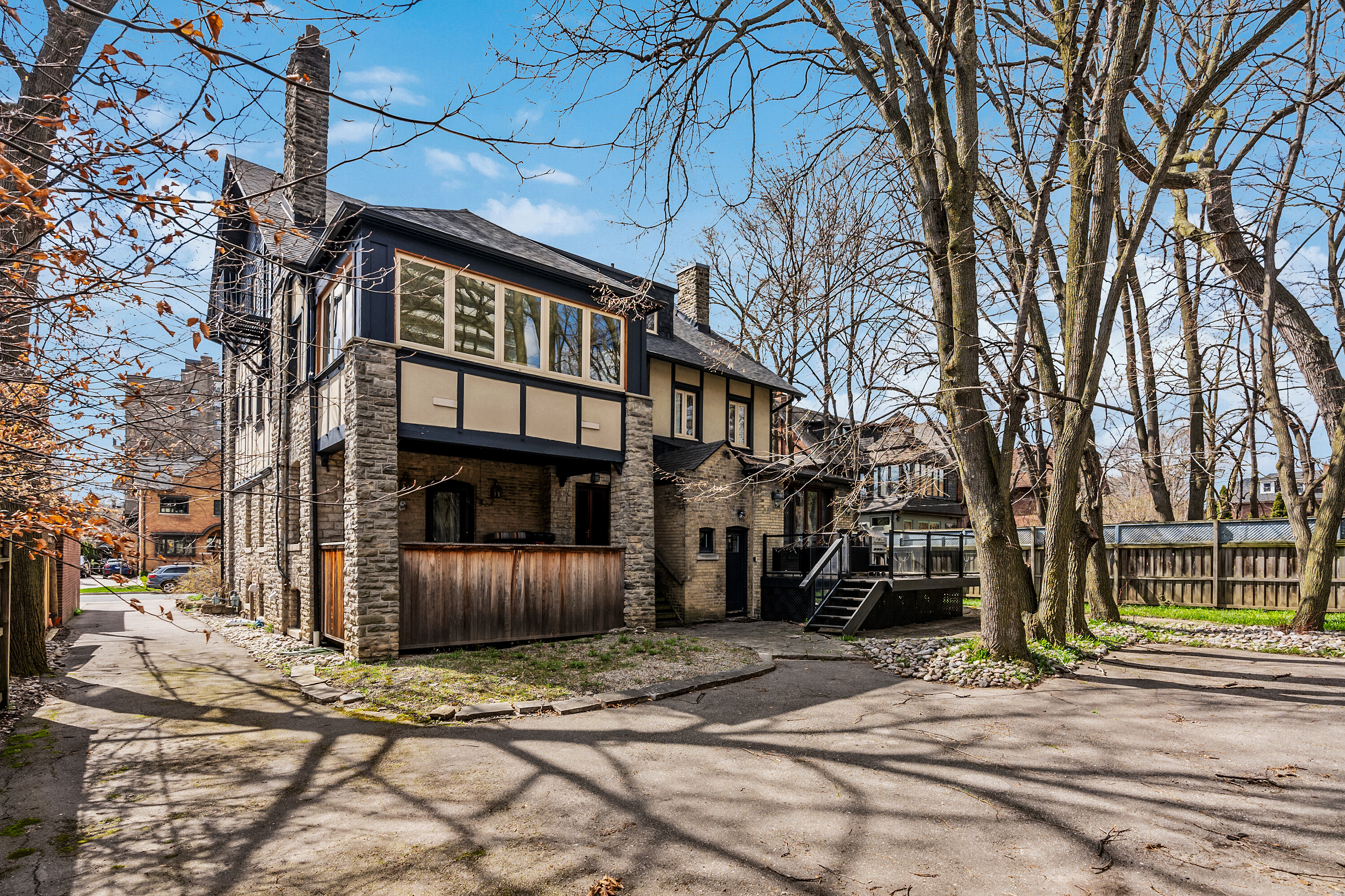 101 Admiral Rd