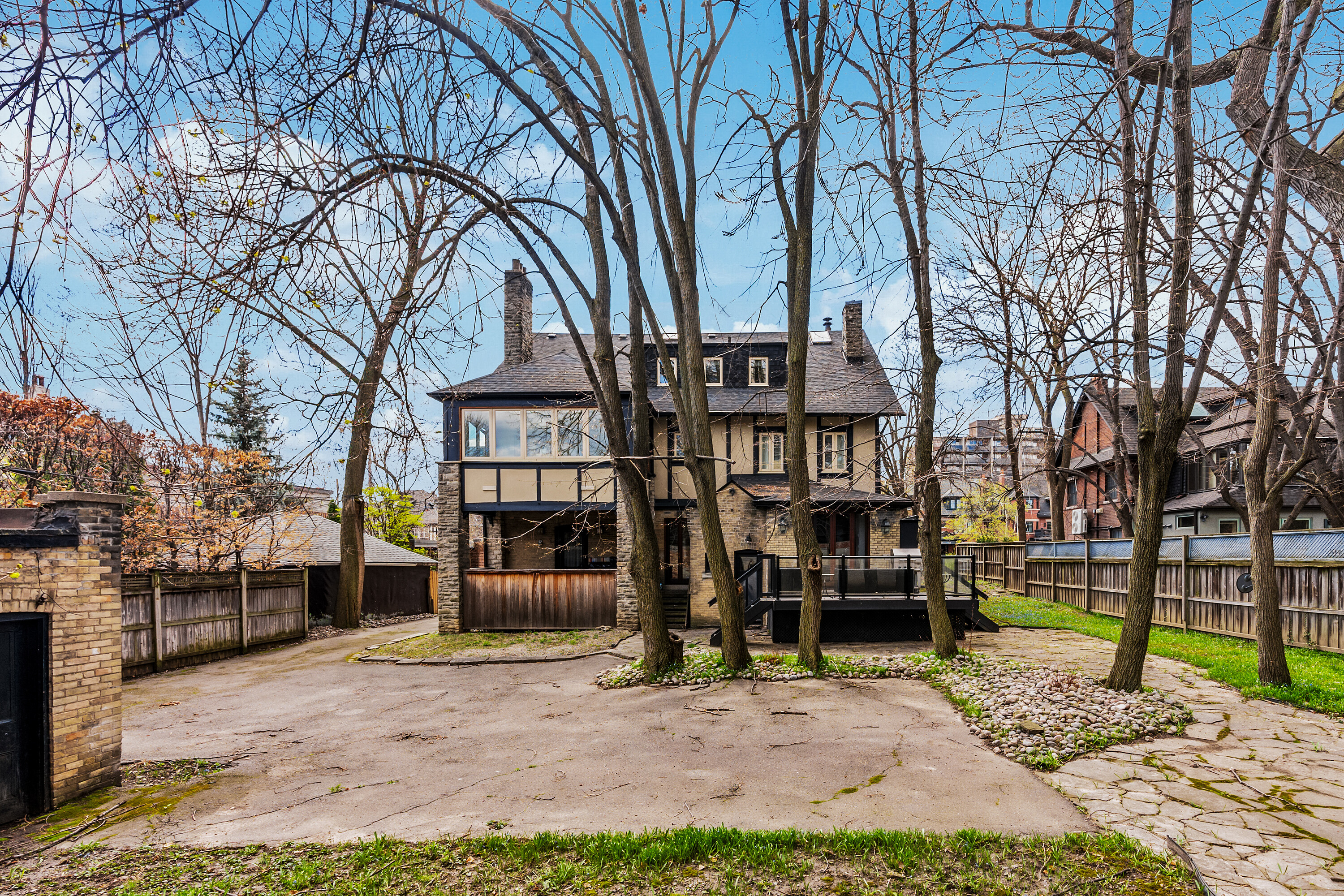 101 Admiral Rd