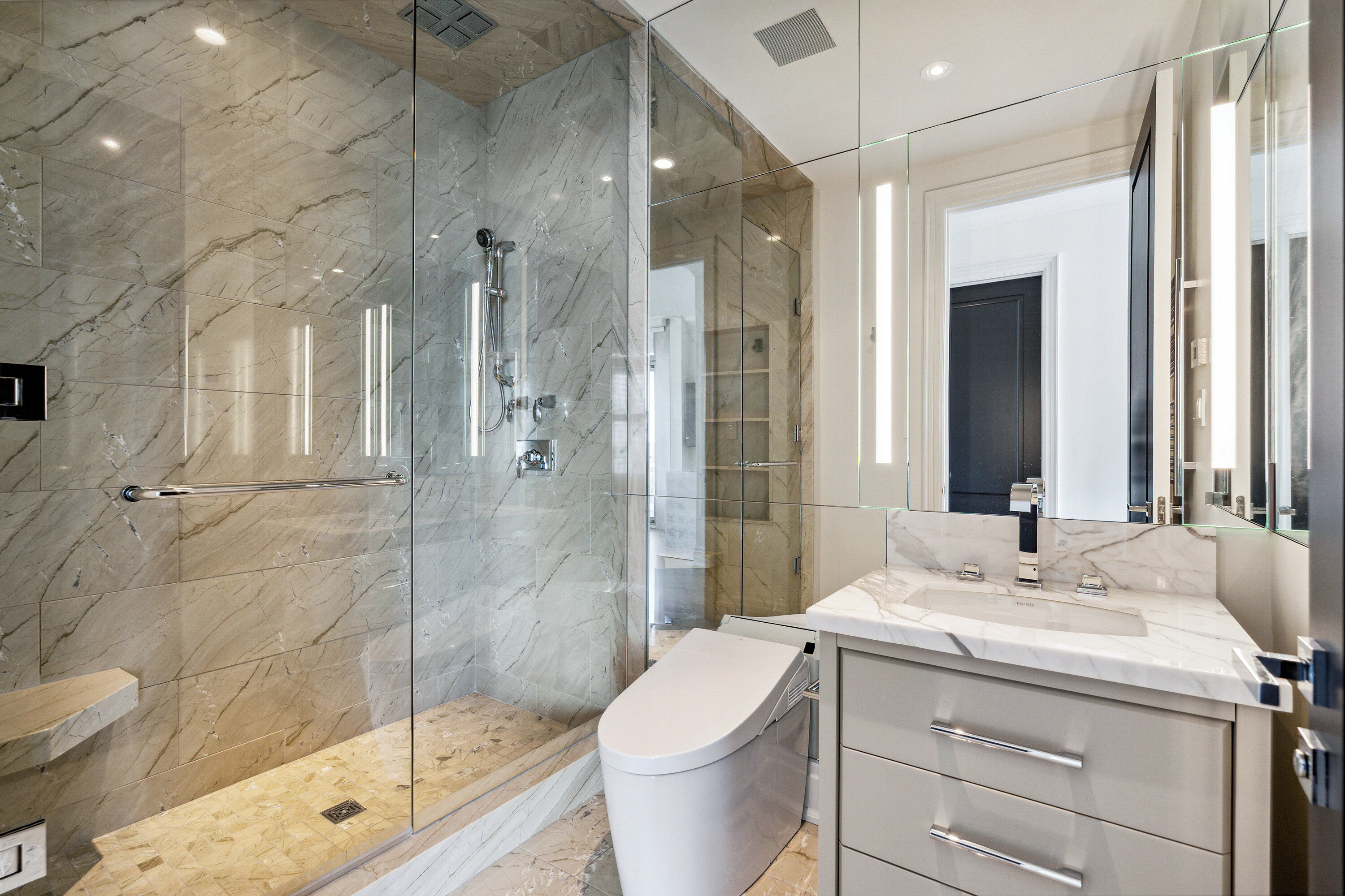 50 Yorkville Ave #4303