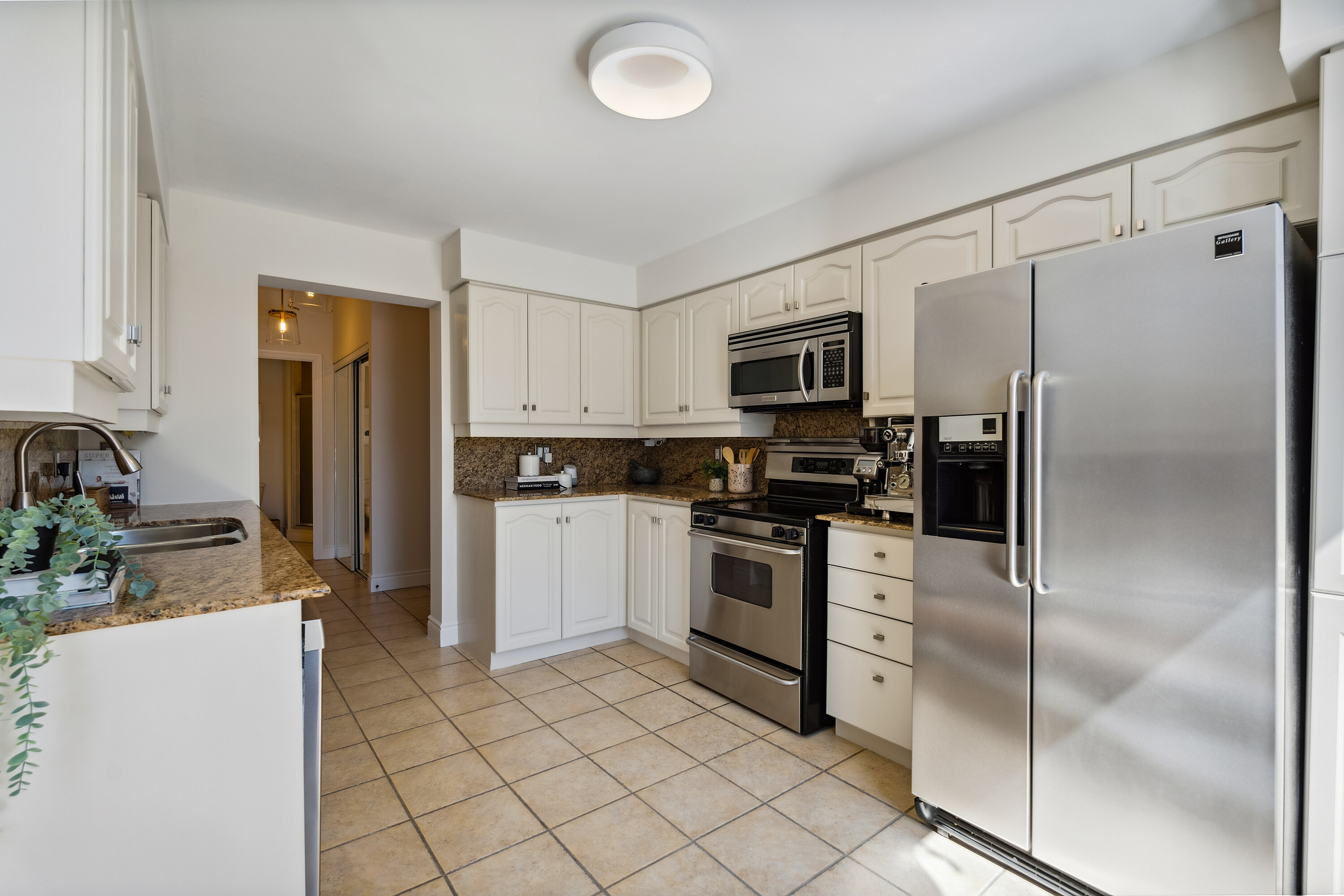 1750 Bayview Ave #204