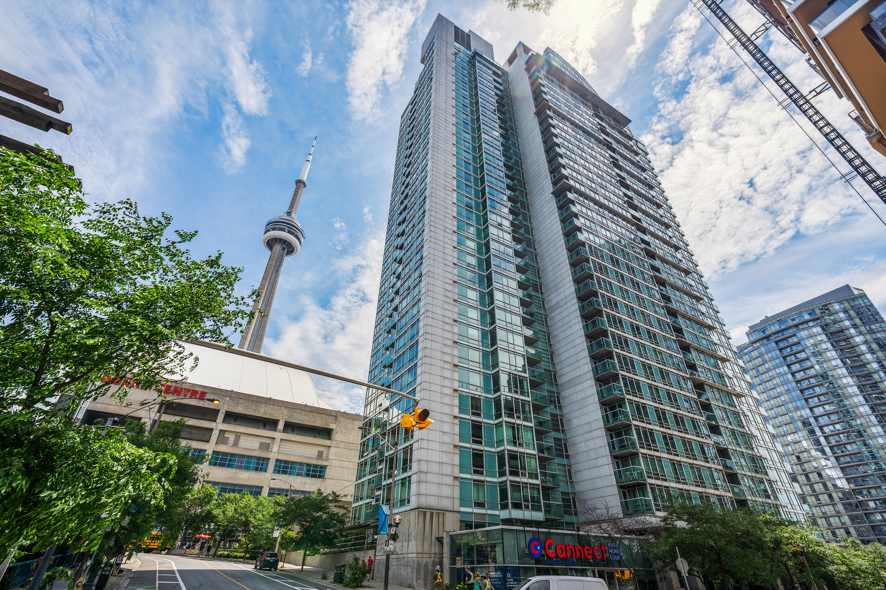 81 Navy Wharf Crt #1903