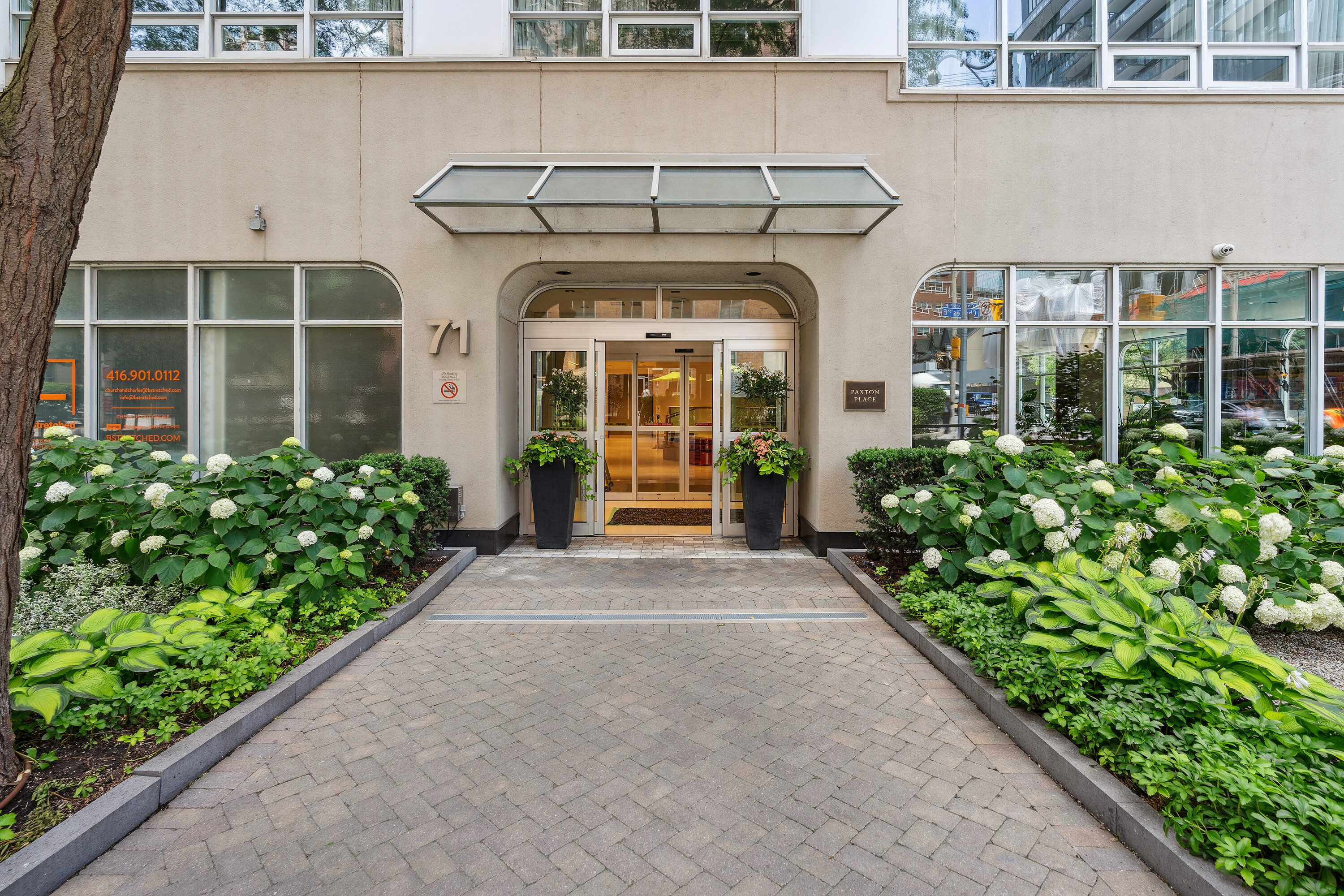 71 Charles St E #302