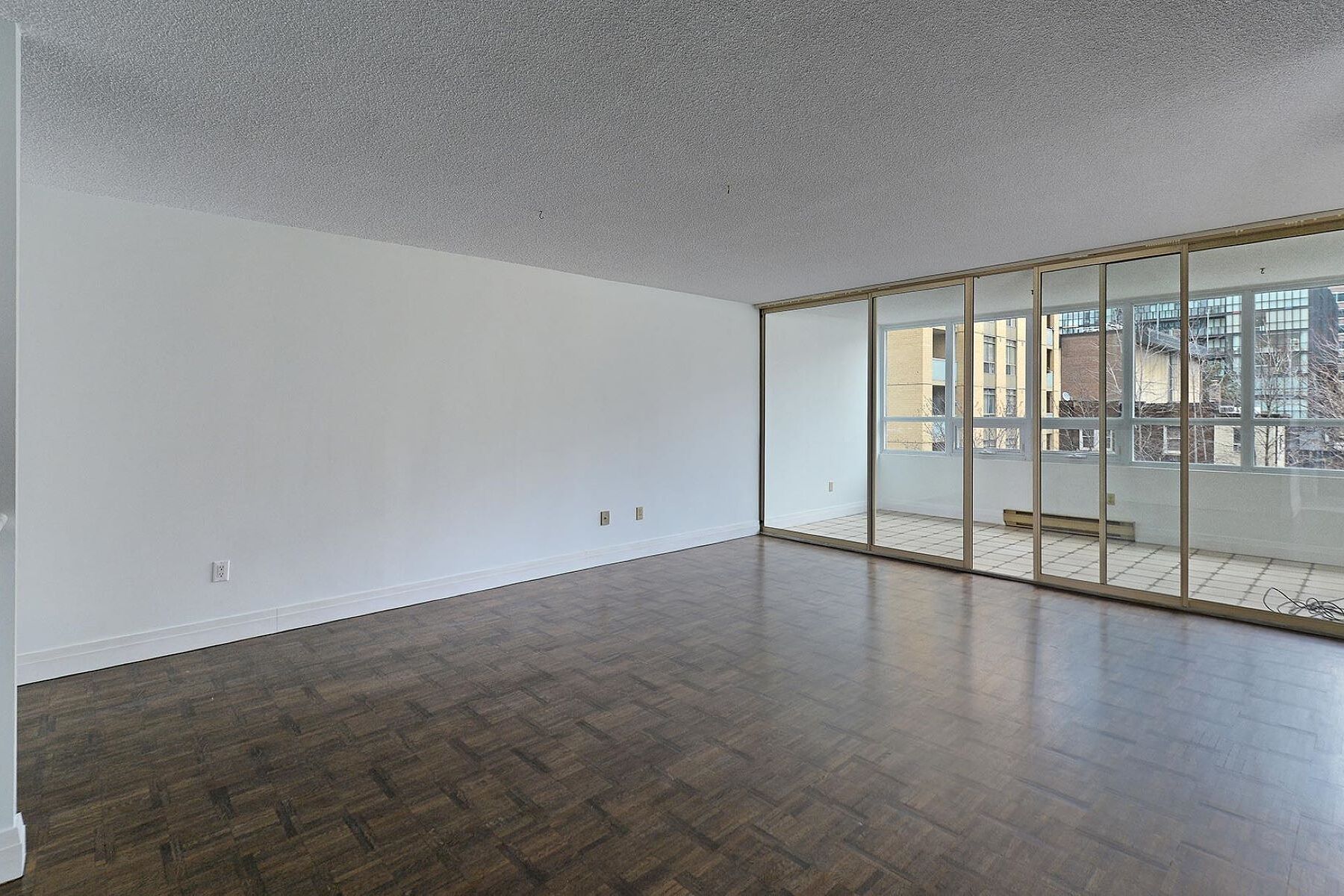 71 Charles St E #302