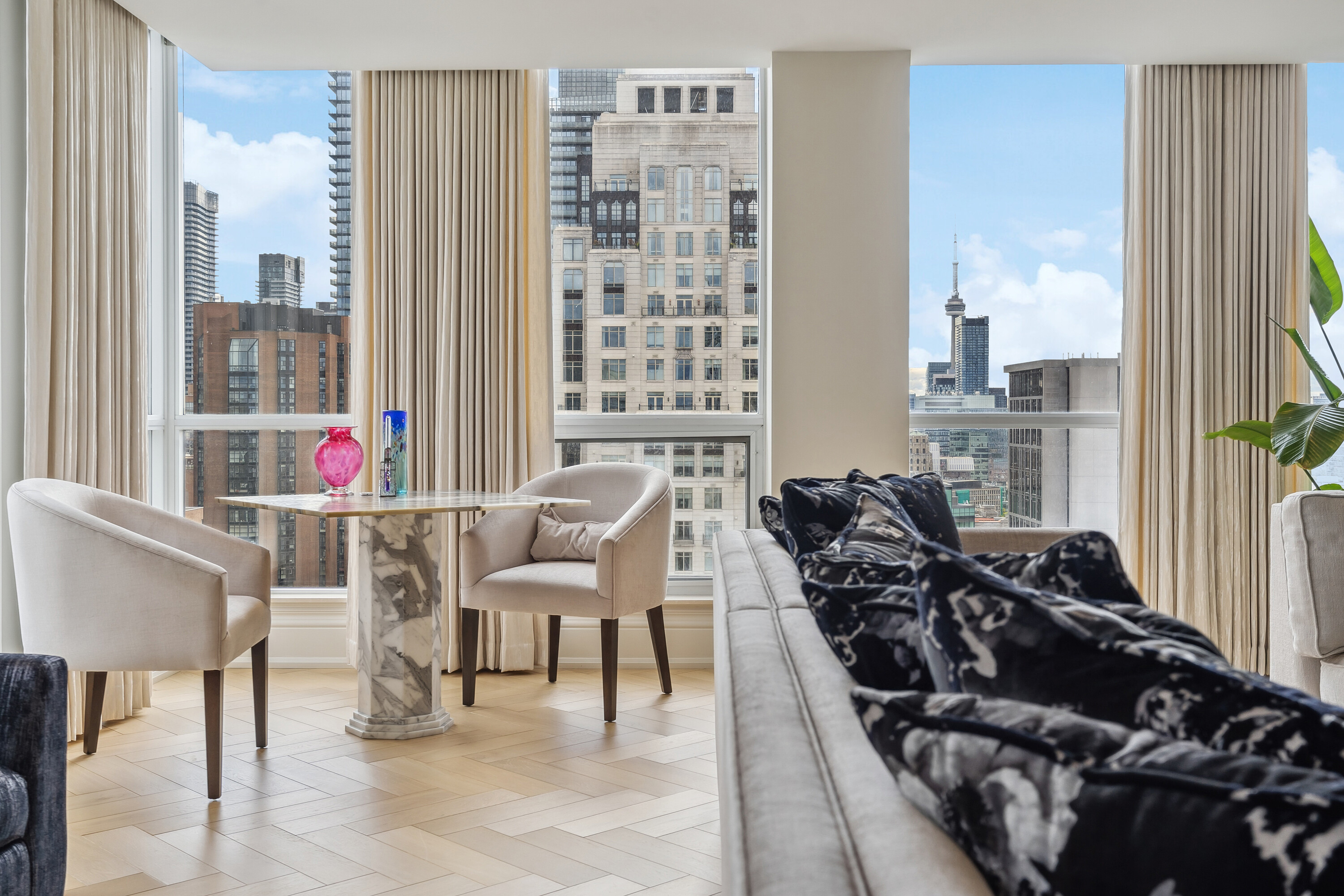 10 Bellair St #2302
