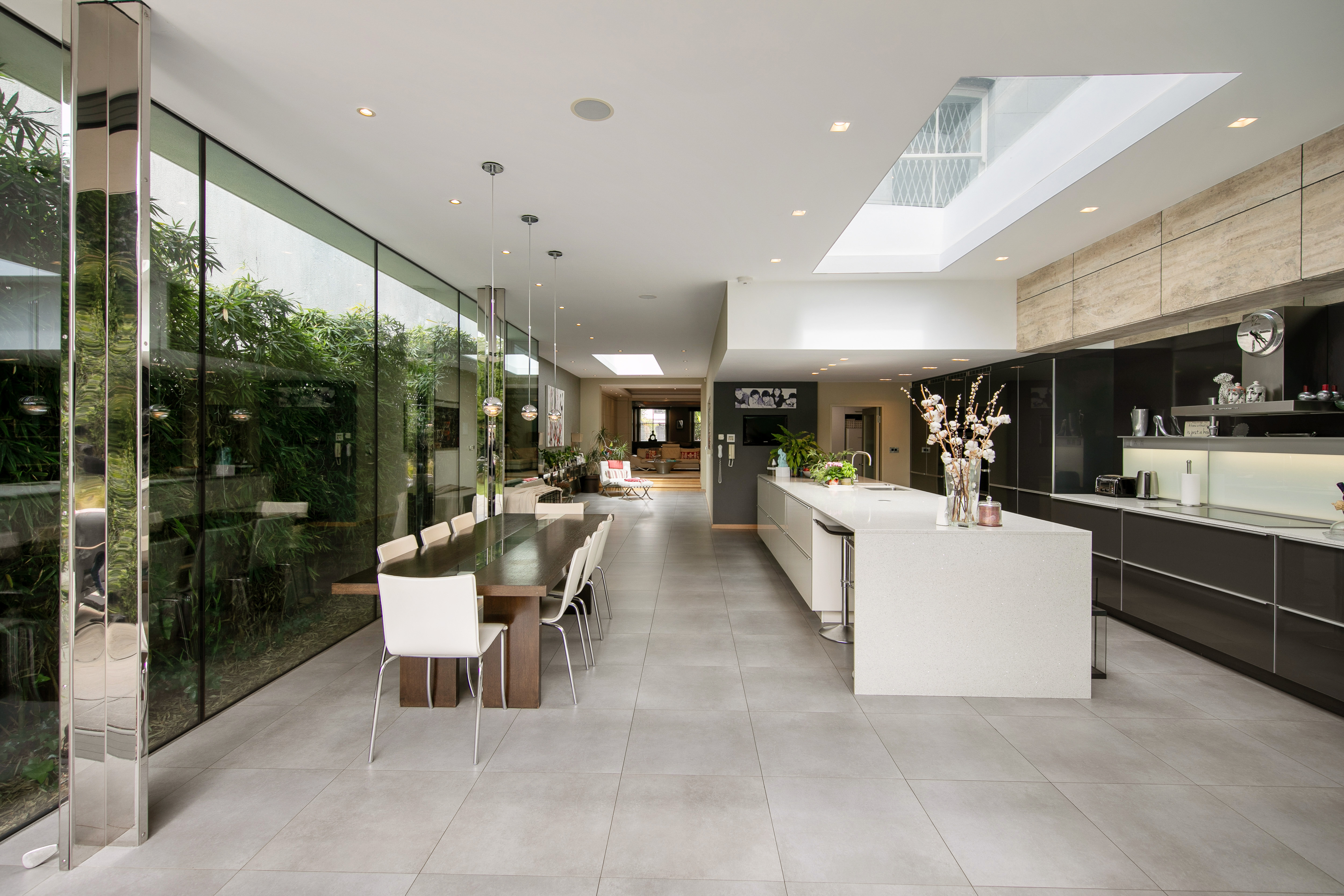 33 Ailesbury Road