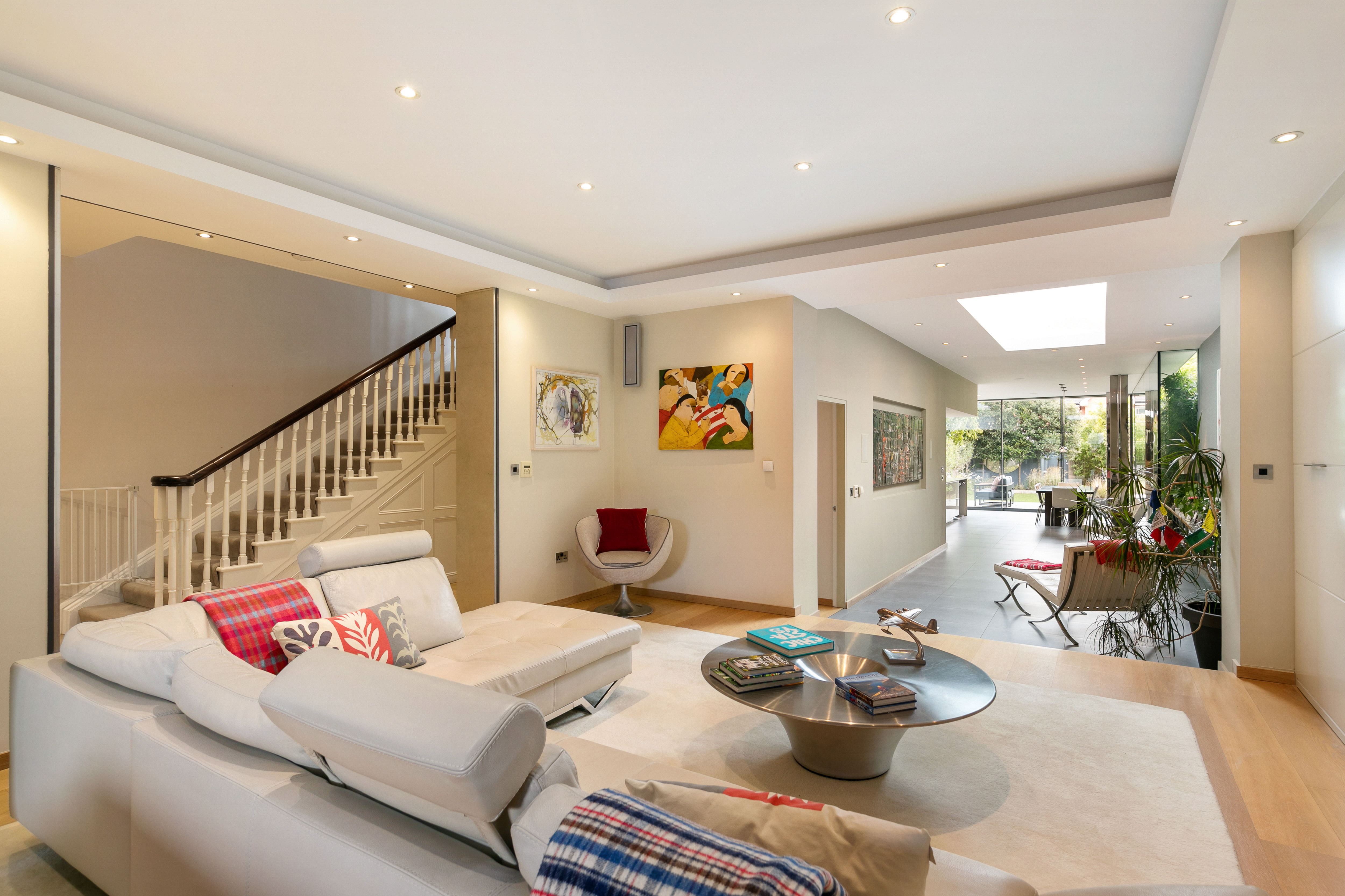 33 Ailesbury Road