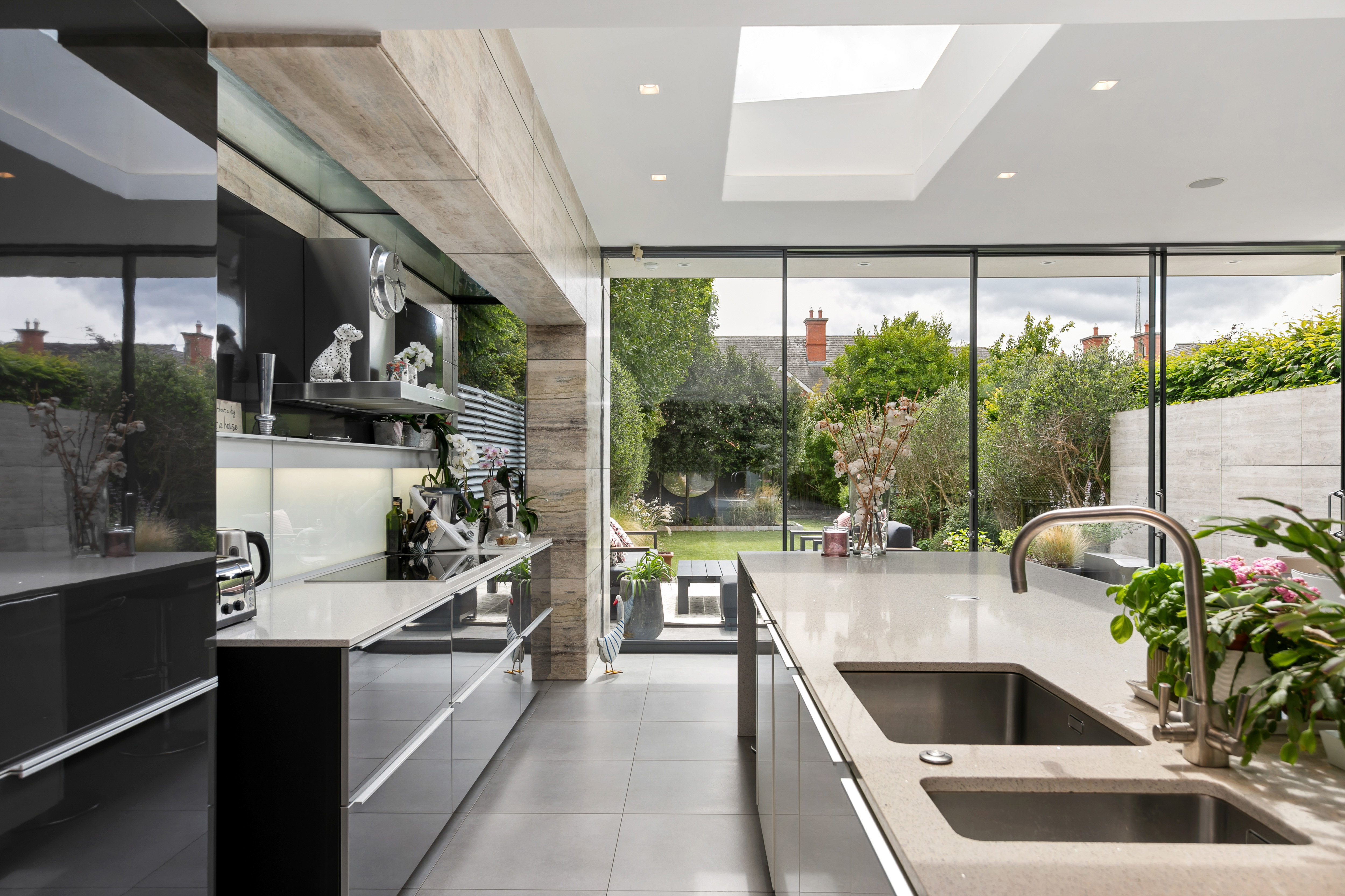 33 Ailesbury Road