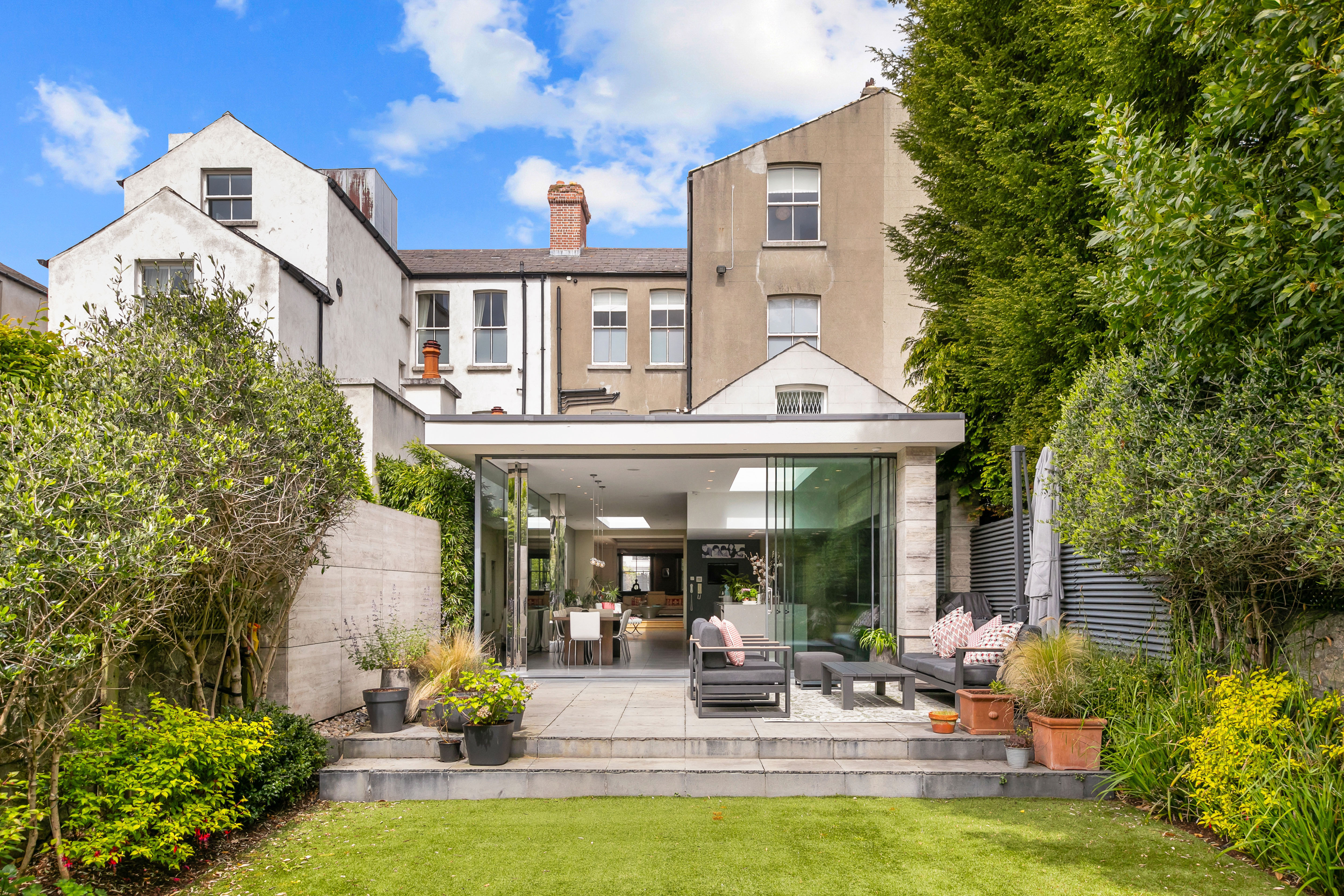 33 Ailesbury Road