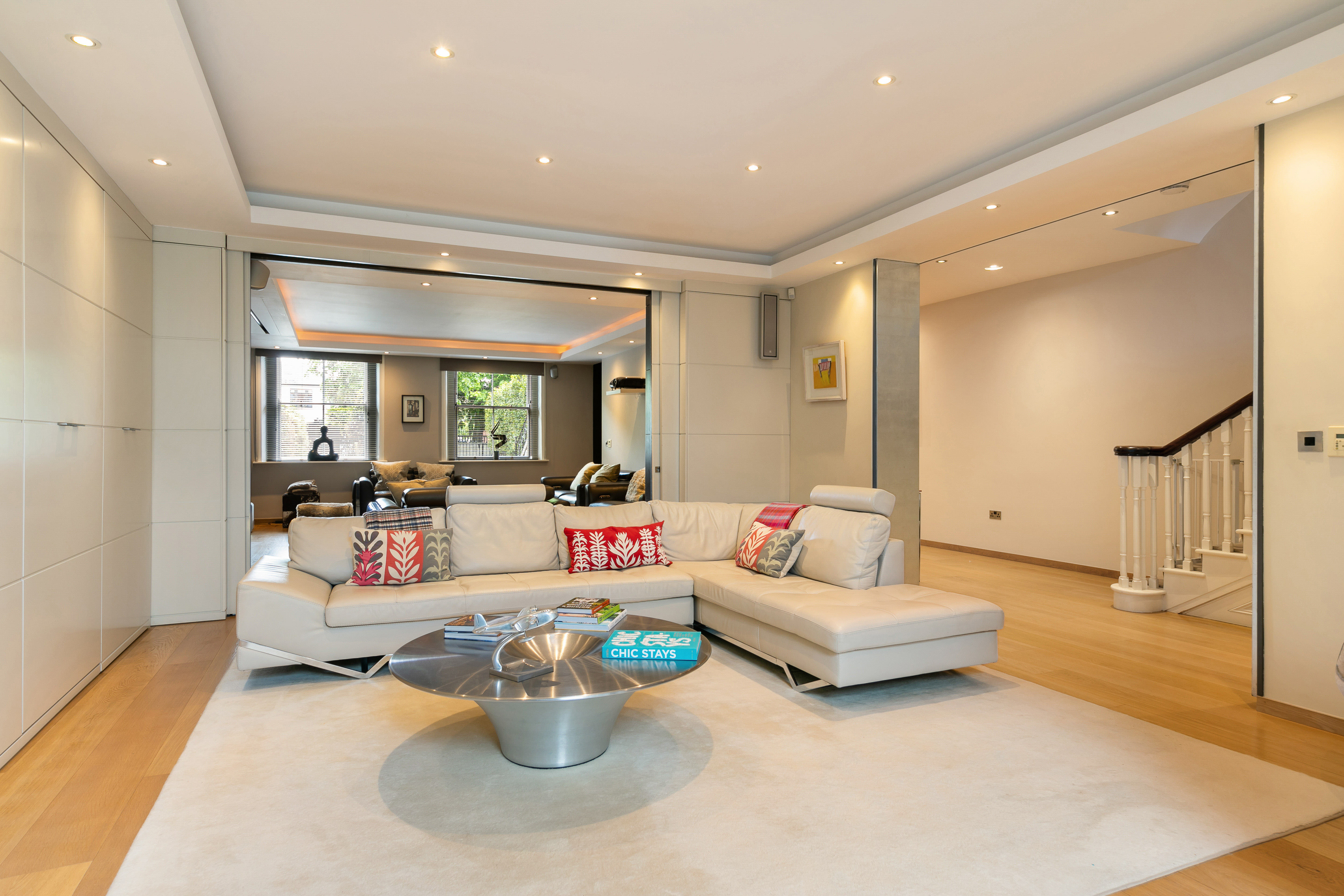 33 Ailesbury Road