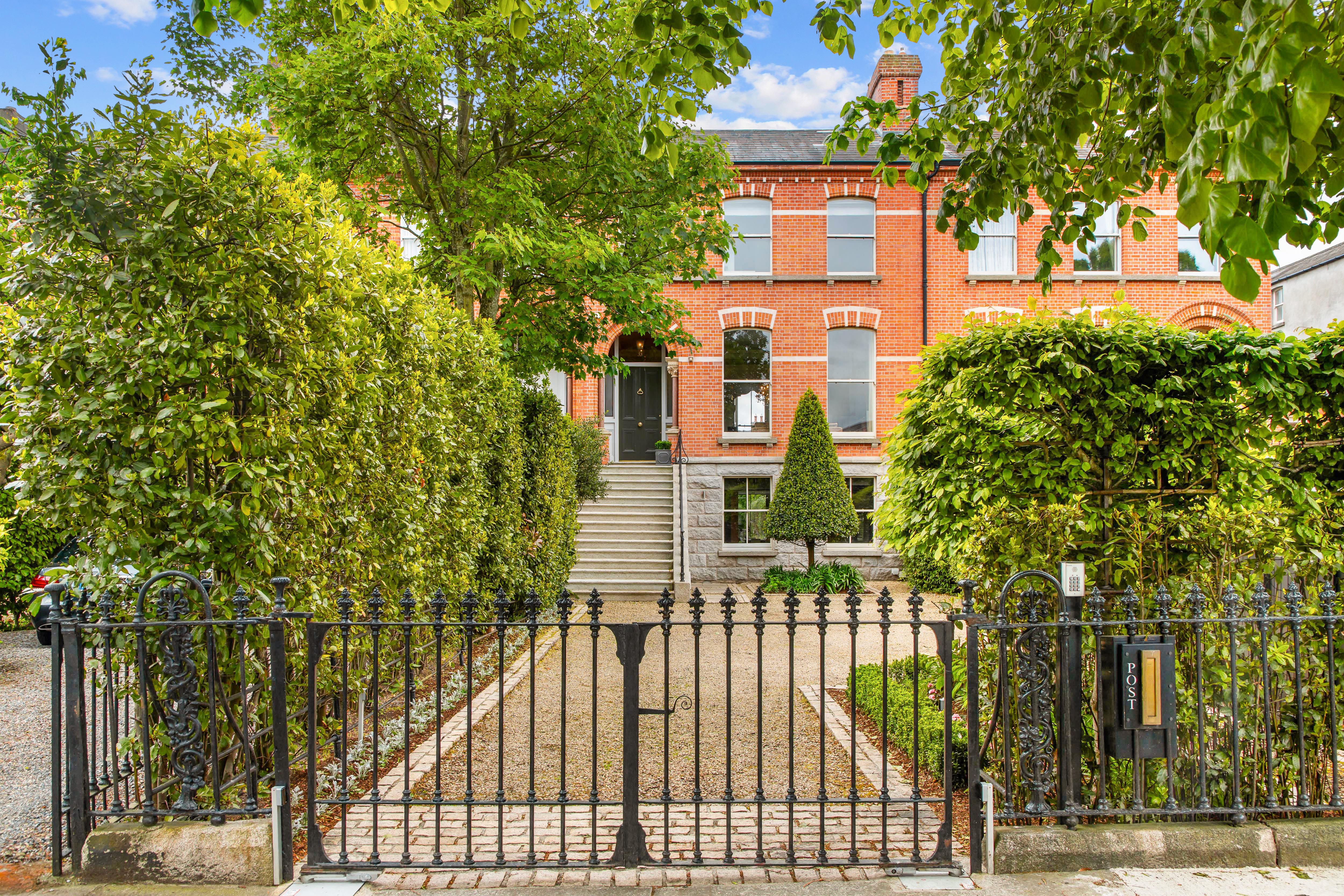 33 Ailesbury Road
