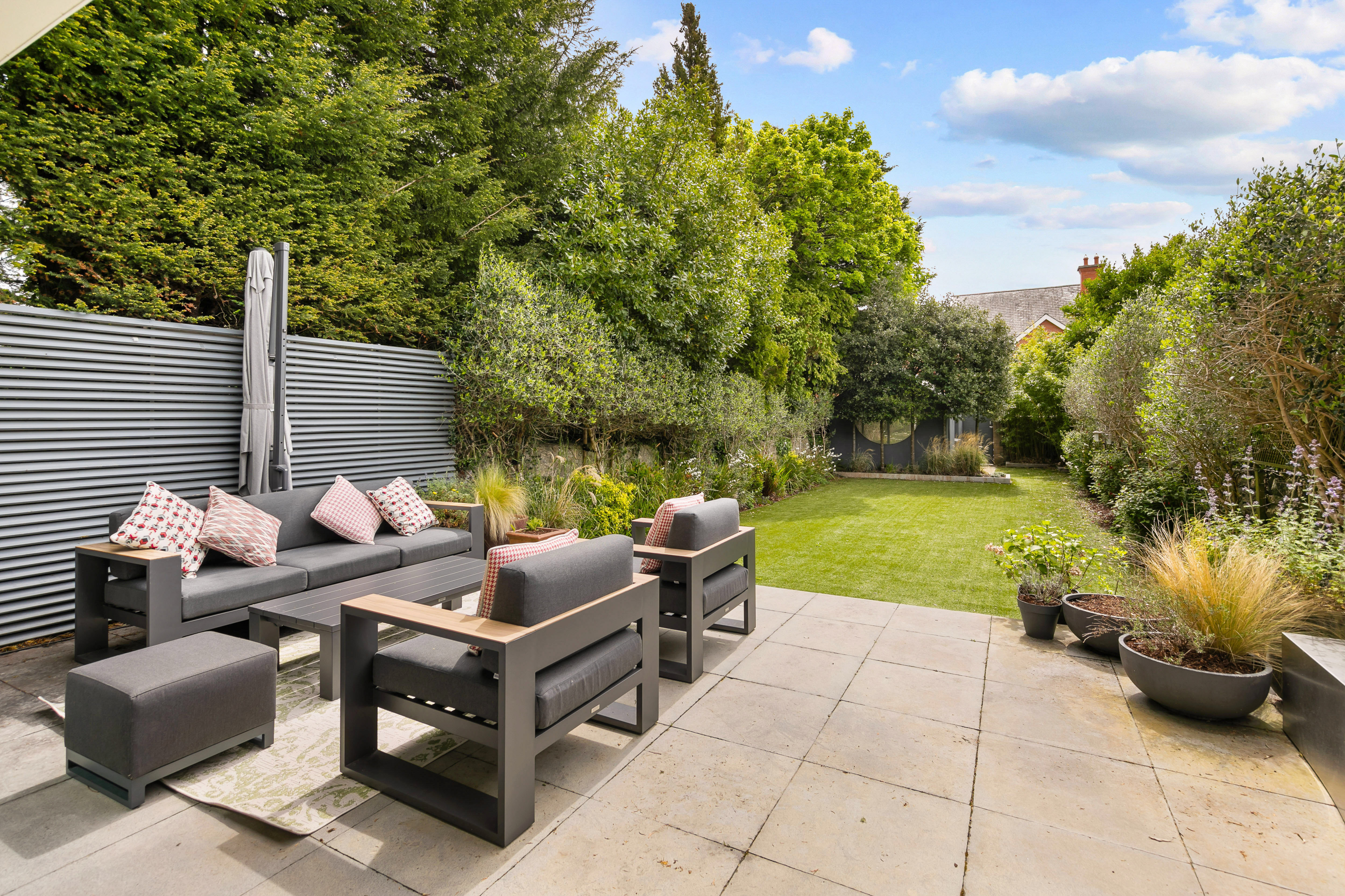 33 Ailesbury Road