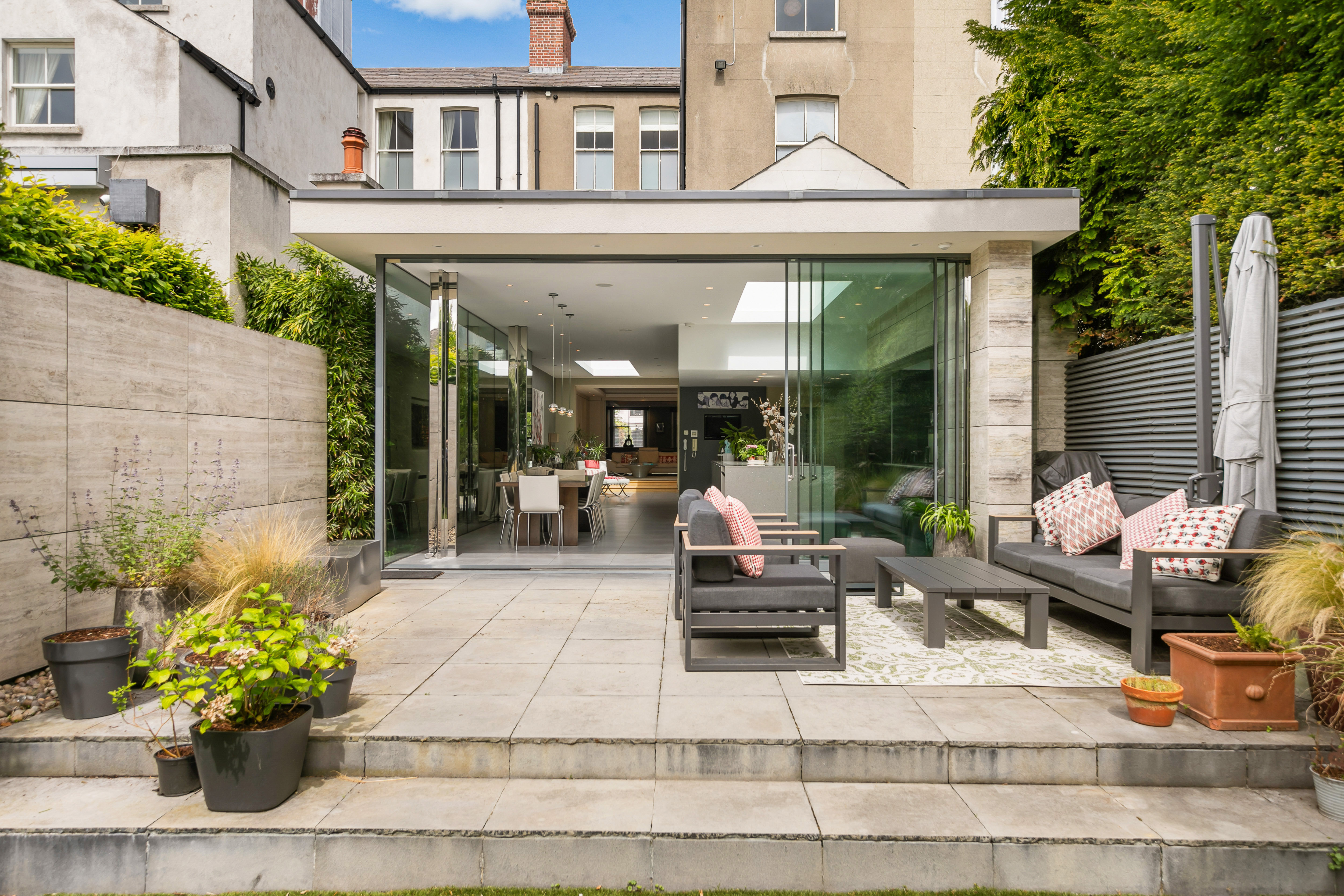 33 Ailesbury Road