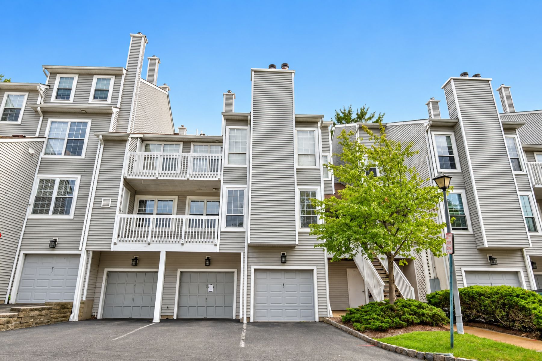31 Markham Circle 