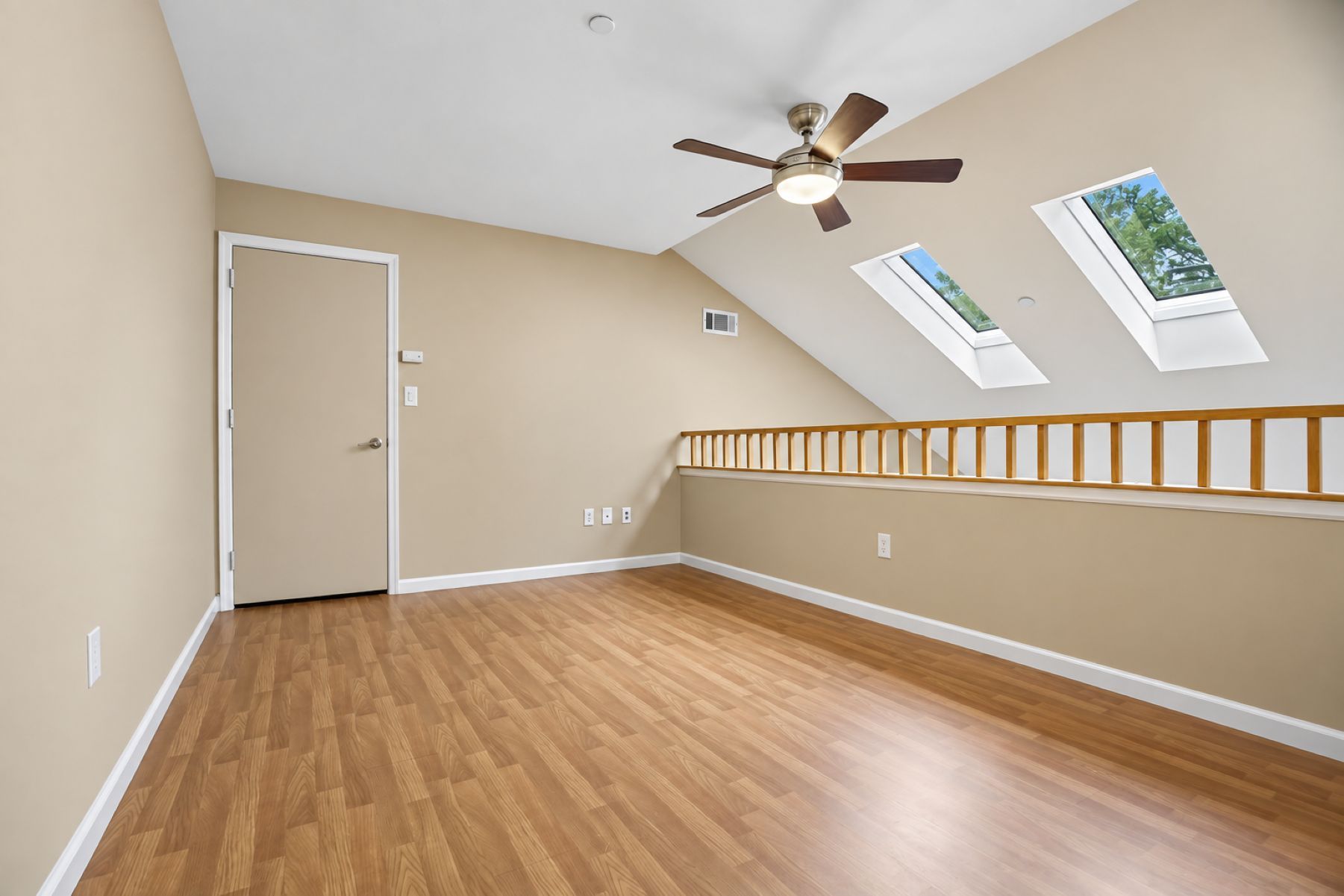 31 Markham Circle 